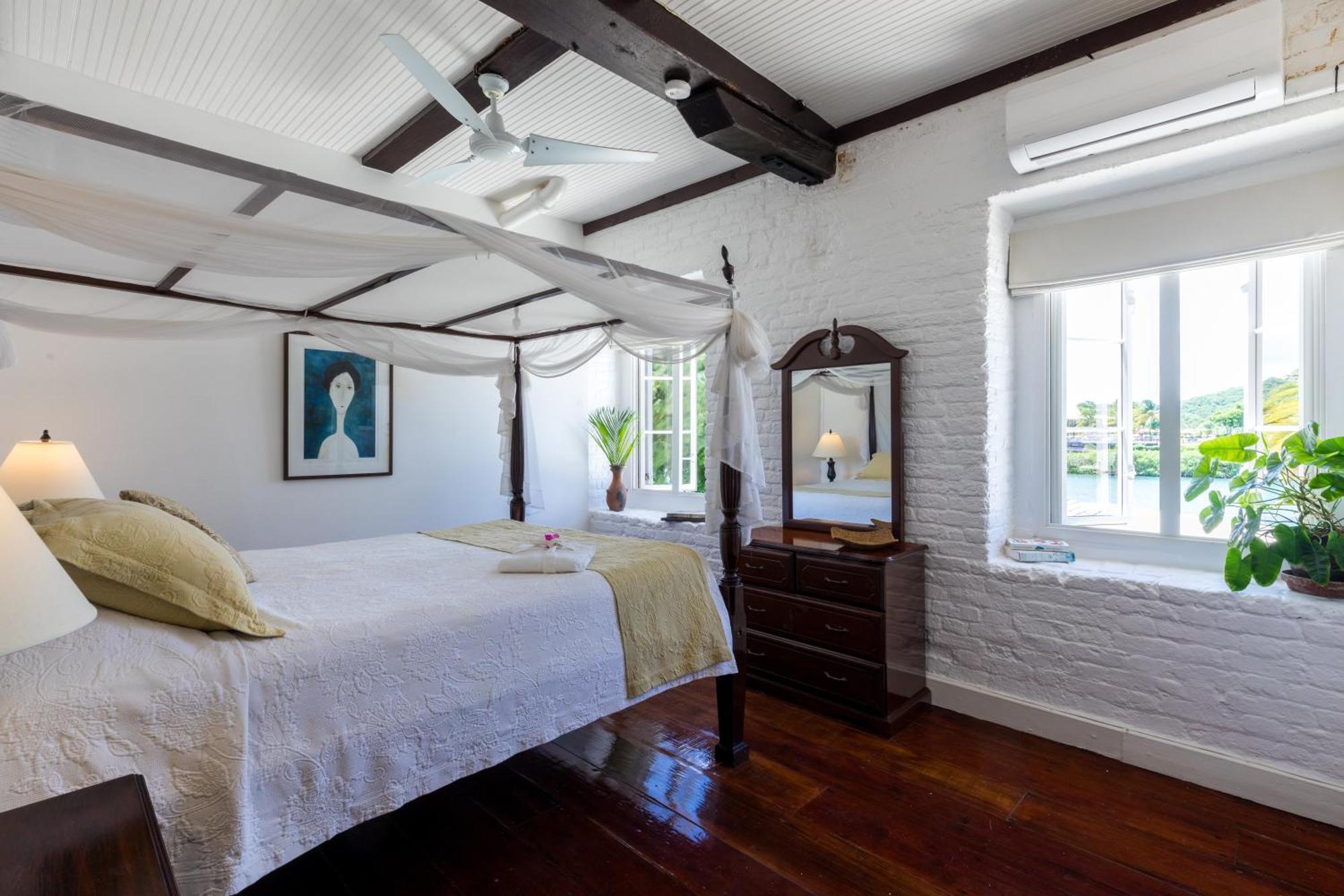 Hotel Admiral's And Gunpowder 4*
