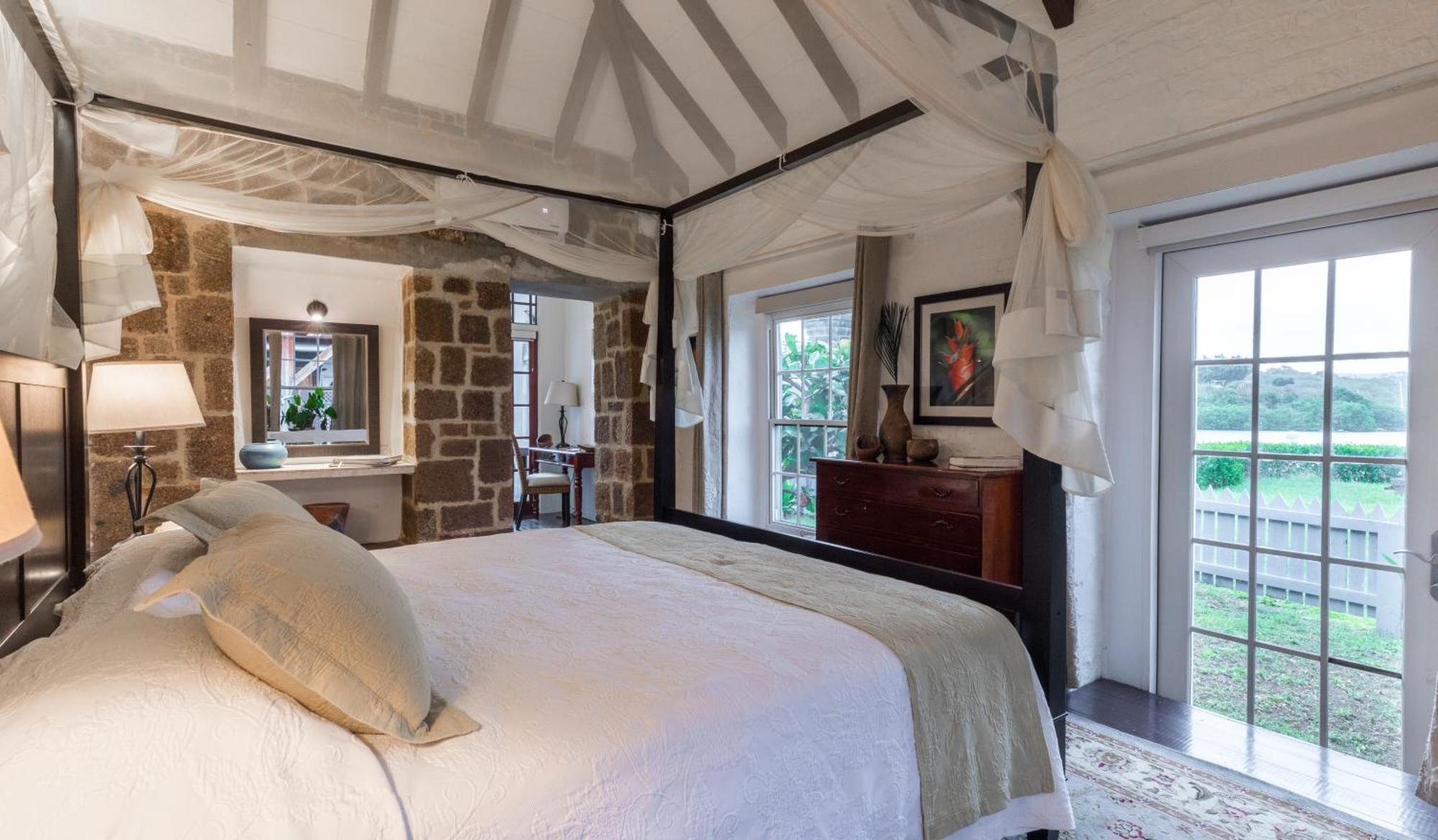Admiral's And Gunpowder Hotel English Harbour