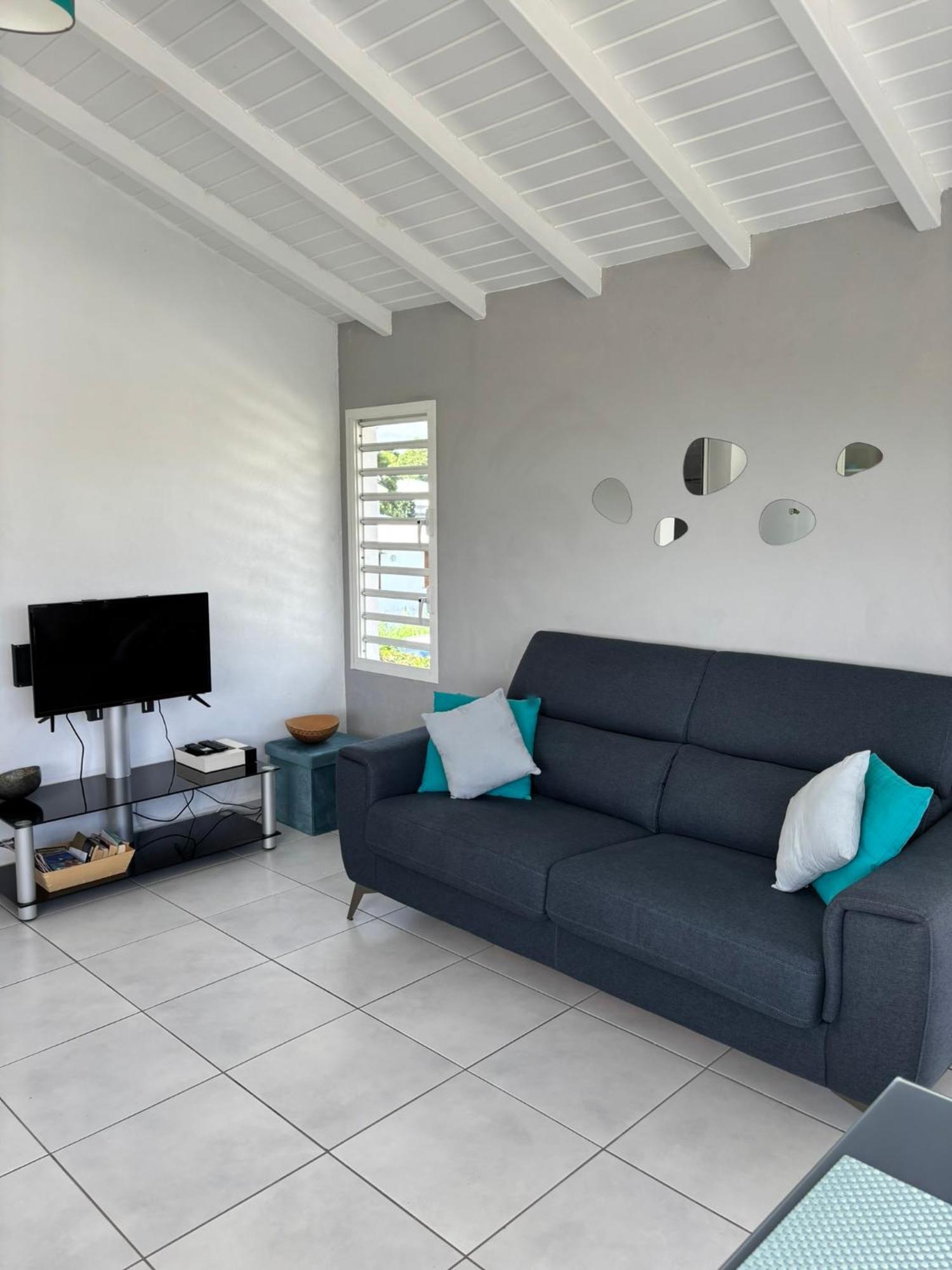 Bois Patate Location Apartment