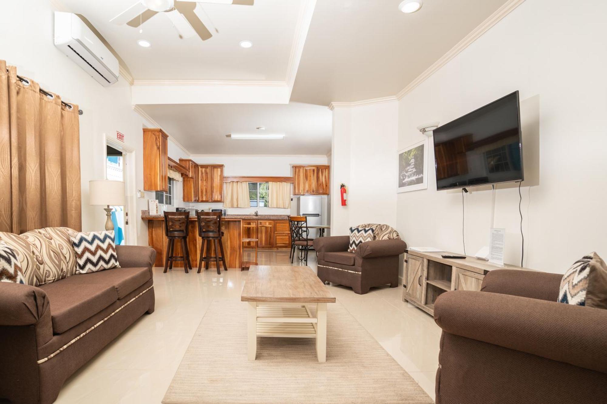 Aparthotel Westmore Limited
