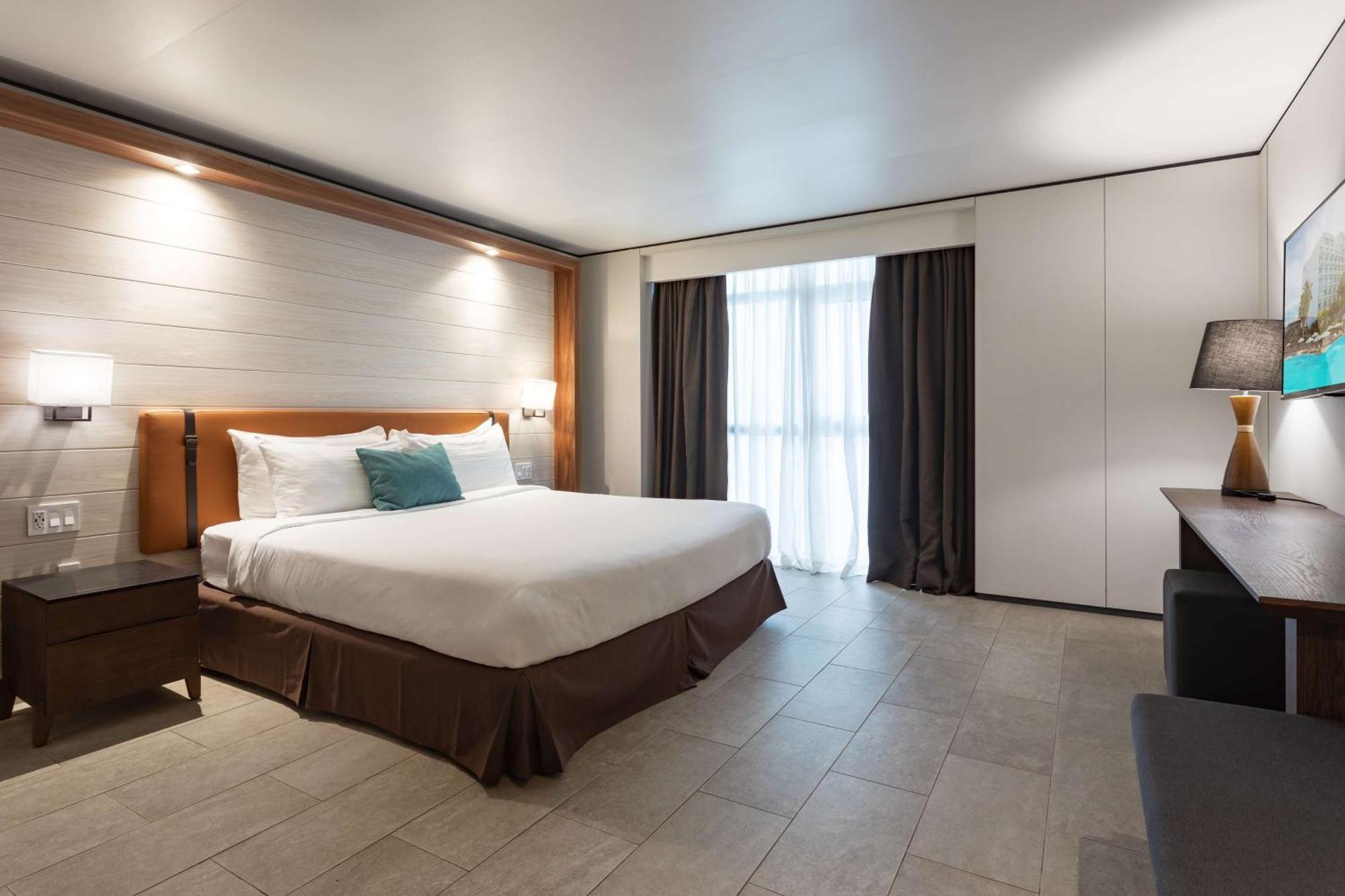 Resort Sonesta Casino & Maho