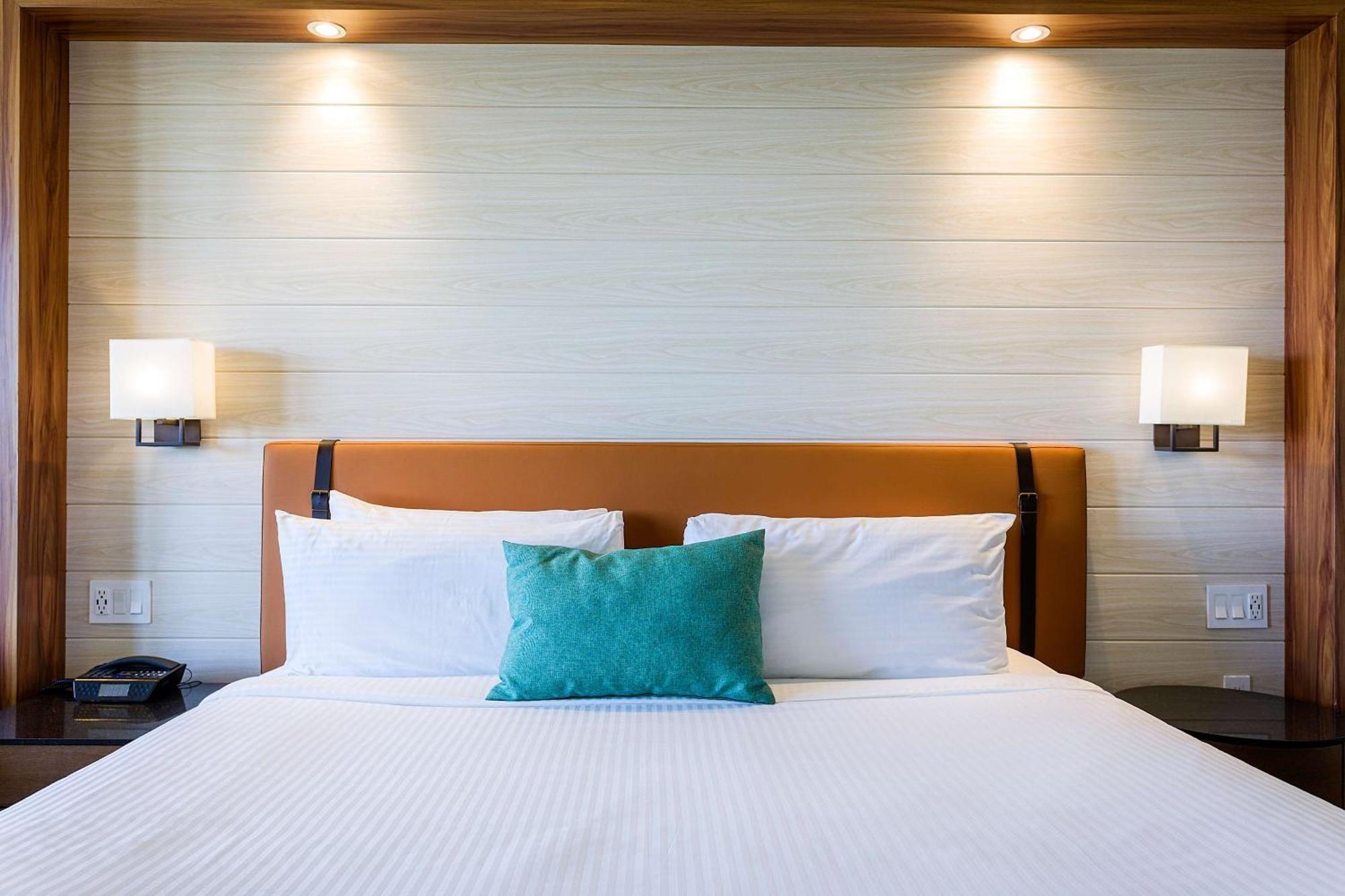 Sonesta Casino &