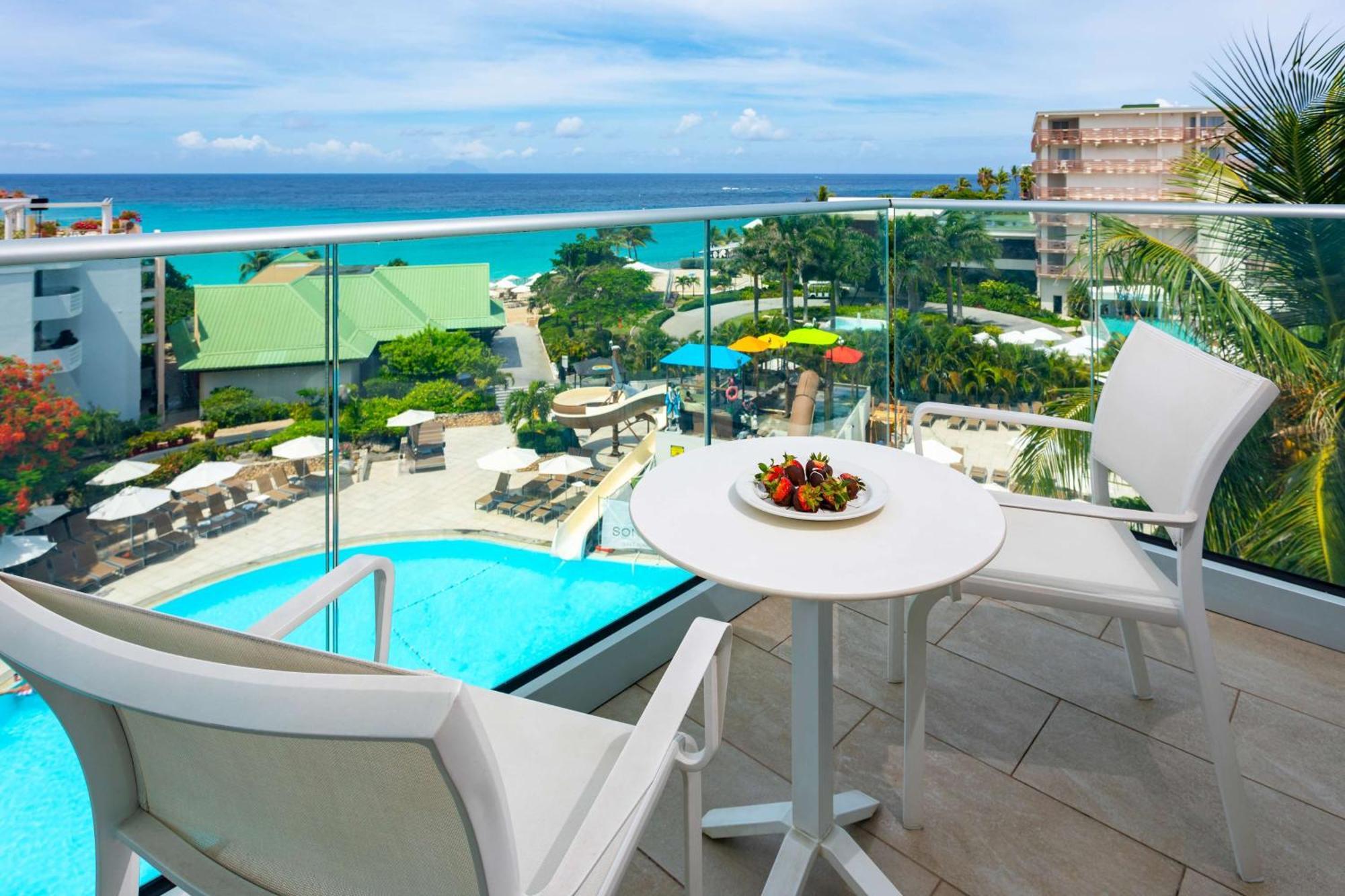 Sonesta Casino & 4*