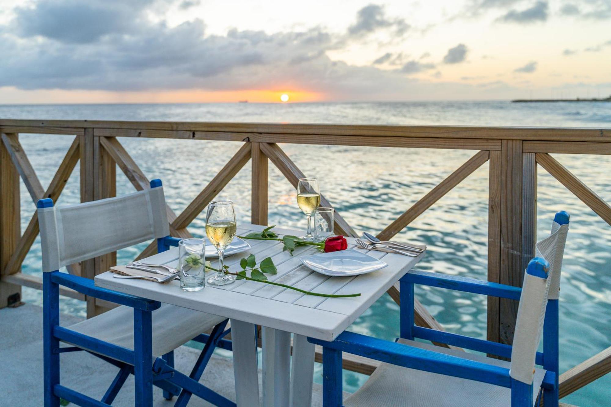 The Rif At Mangrove Corendon All-inclusive, Curio Resort Willemstad