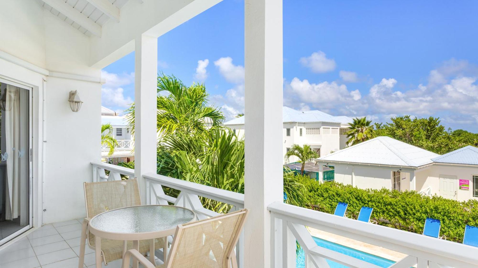 Shoal Bay Hotel
