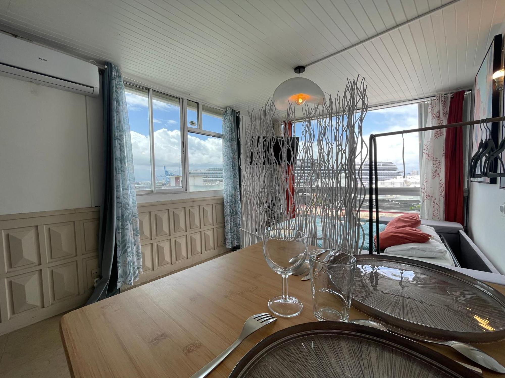 Penthouse Seaside 10 Min Port, Croisiere Et Aeroport Apartment Pointe-a-Pitre (Grande-Terre)