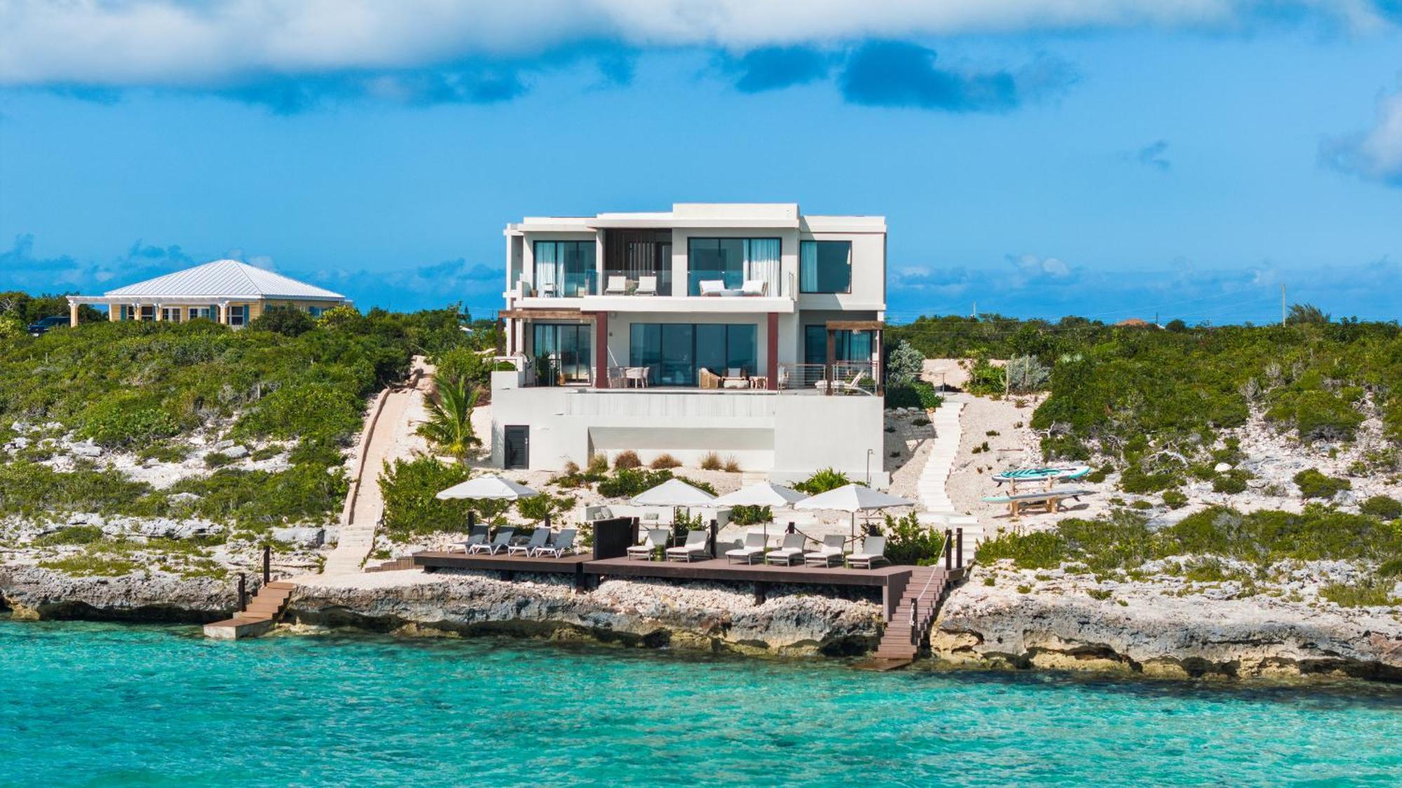 Julia Villa Long Bay