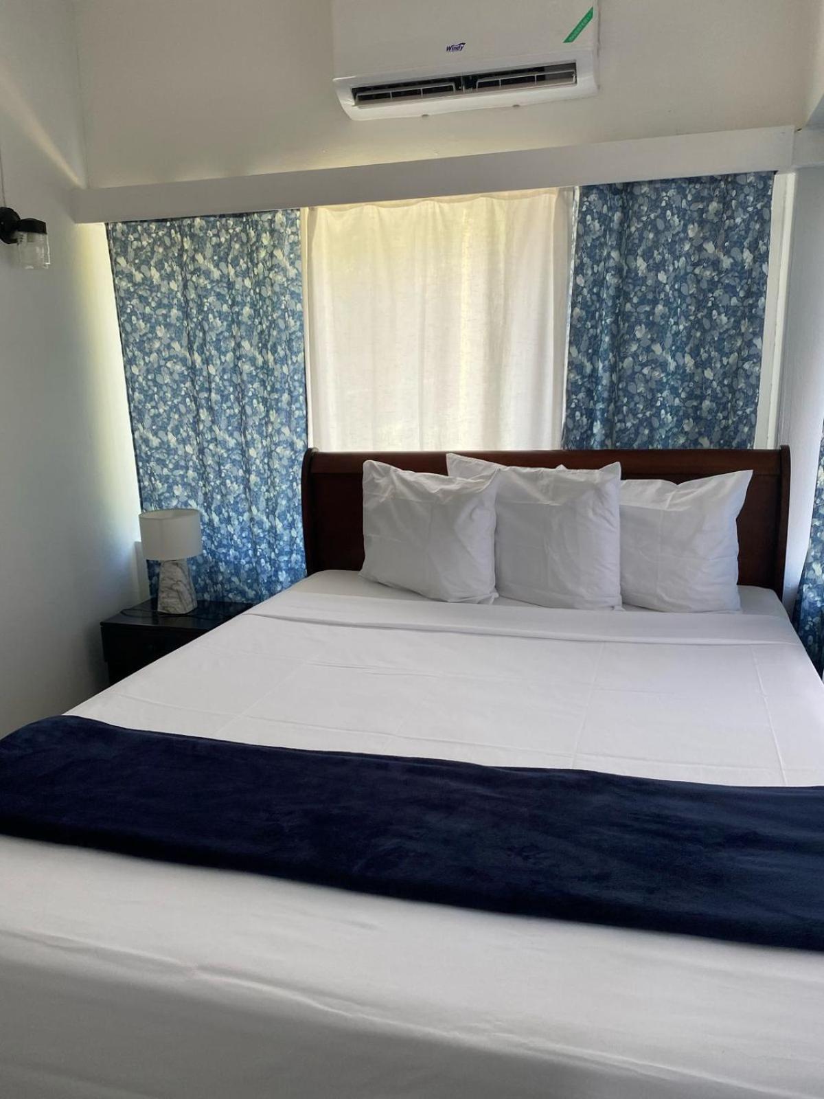 Pineapple Court 2* Ocho Rios
