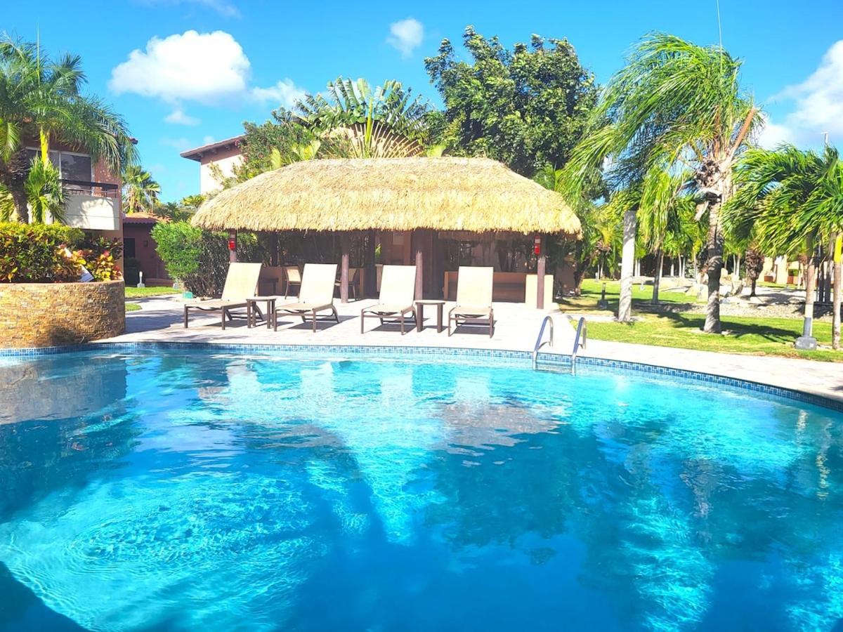 Casa de férias Eagle Luxury House, Walking Distance To The Palm Beach