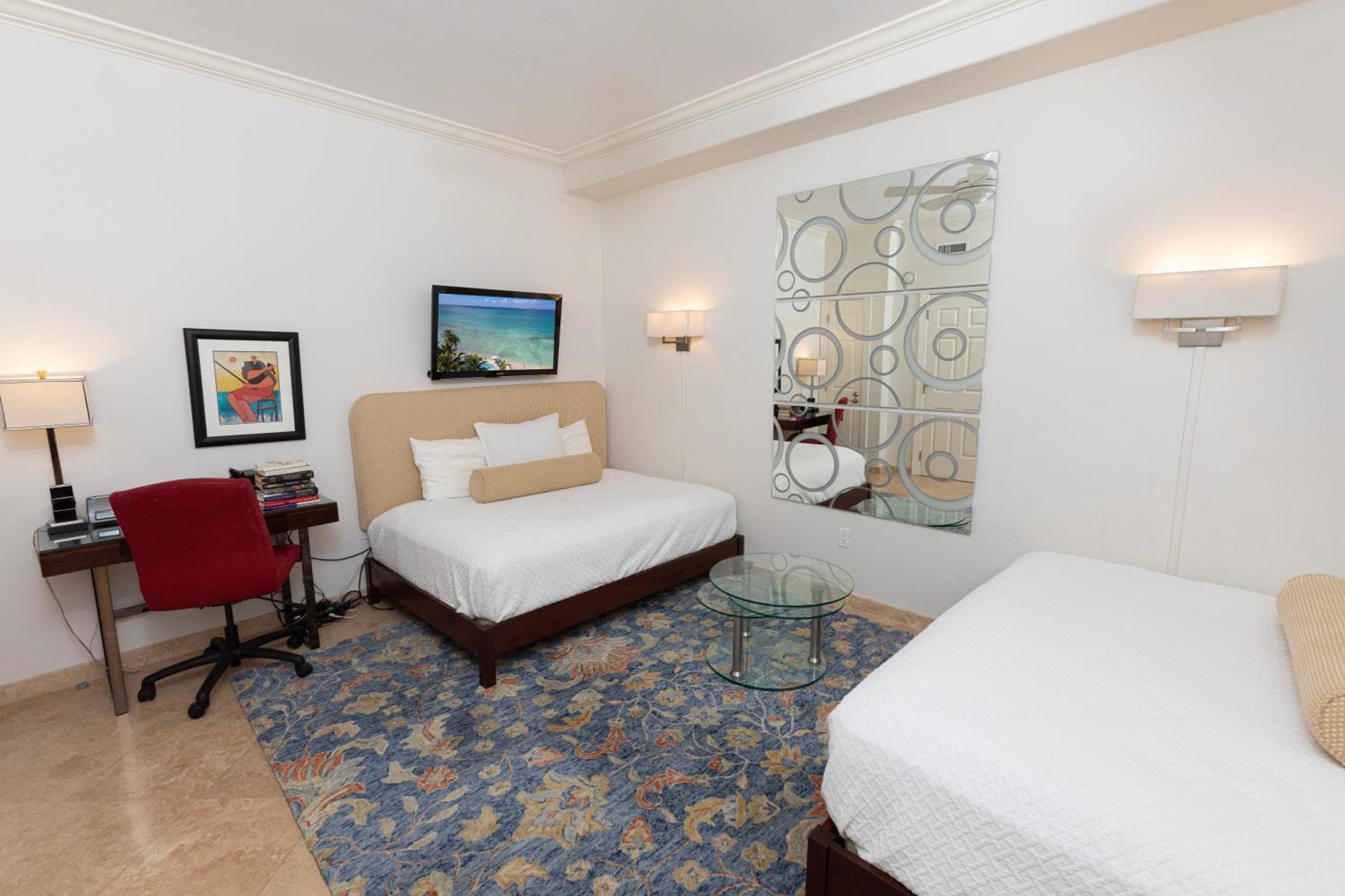 South Bay Club 14 - 4 Bedroom 4 Bathroom Unit George Town