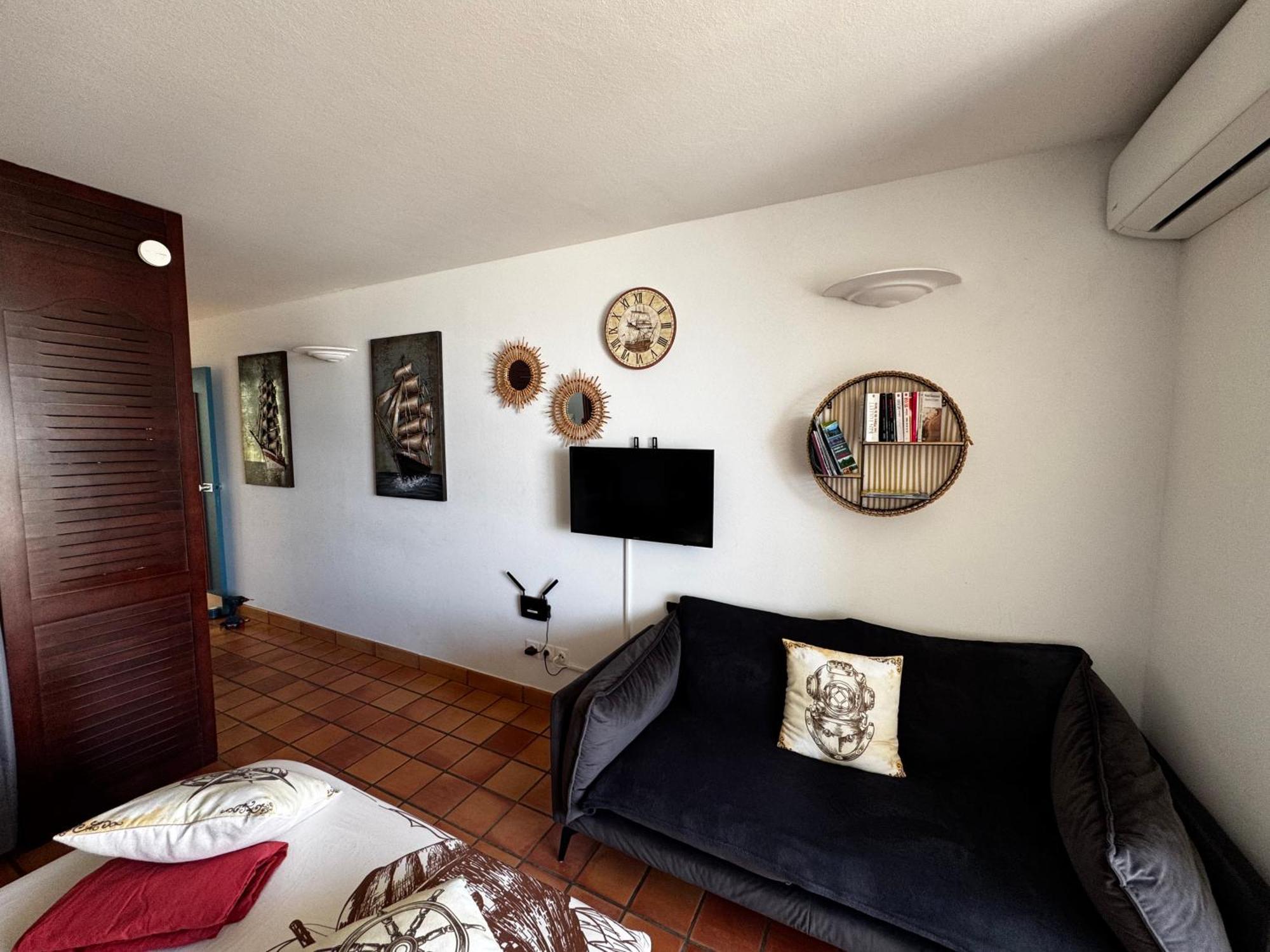 Aparthotel La Caravelle - Agreable En Bord De *