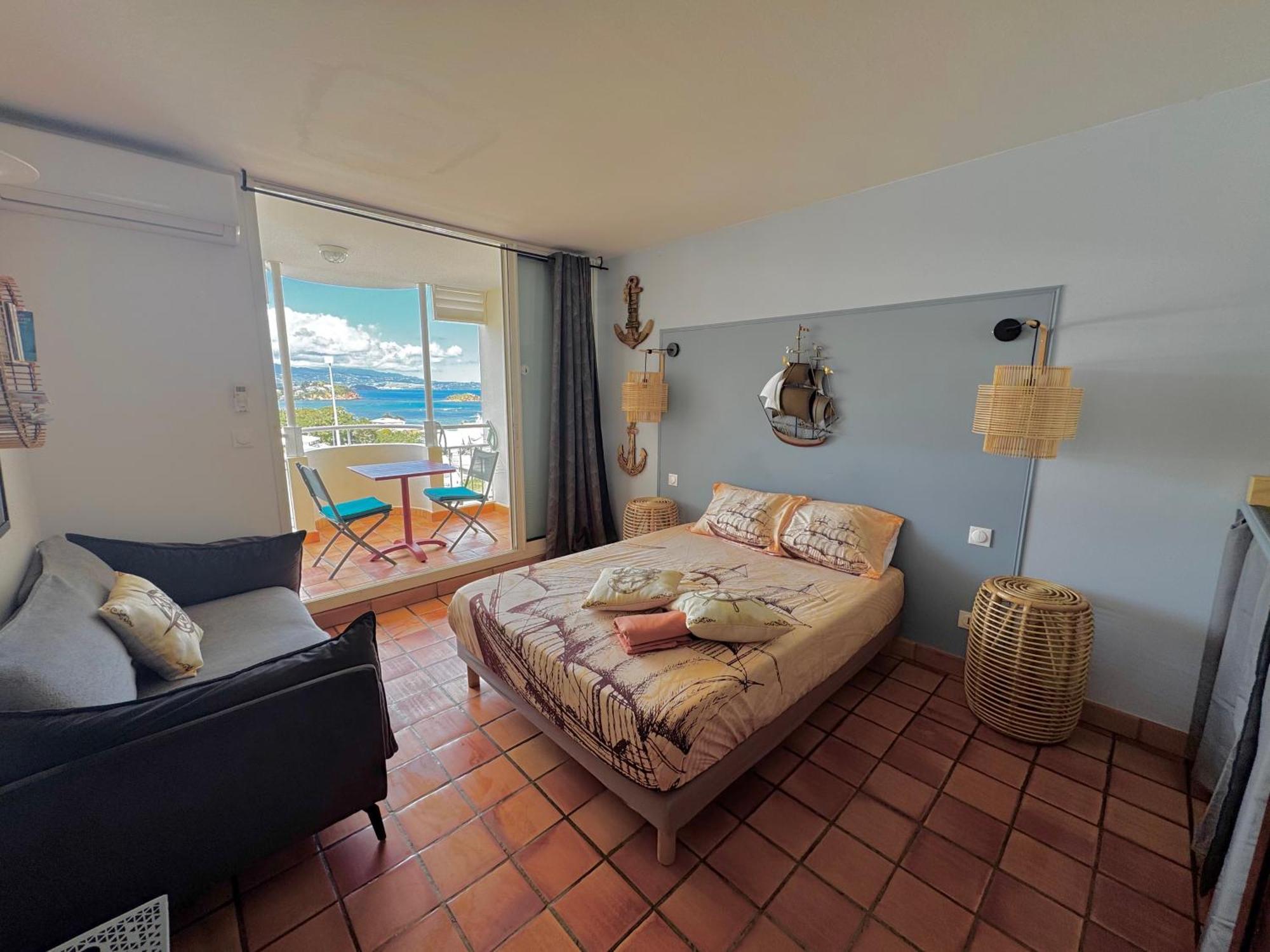 La Caravelle - Agreable En Bord De * La Trinité