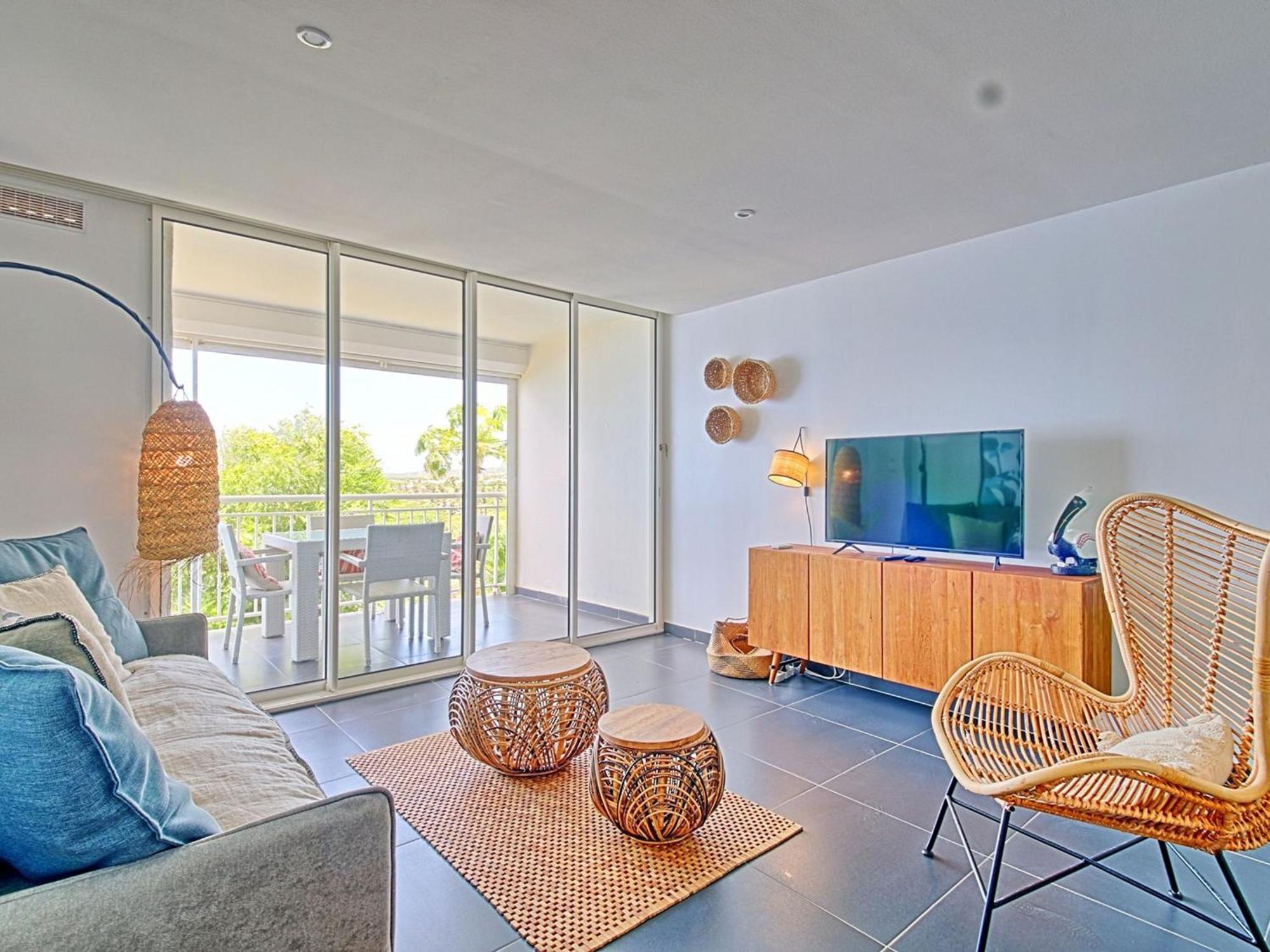Avec Terrasse, Clim Et Piscine A Saint-martin - Fr-1-734-55 *