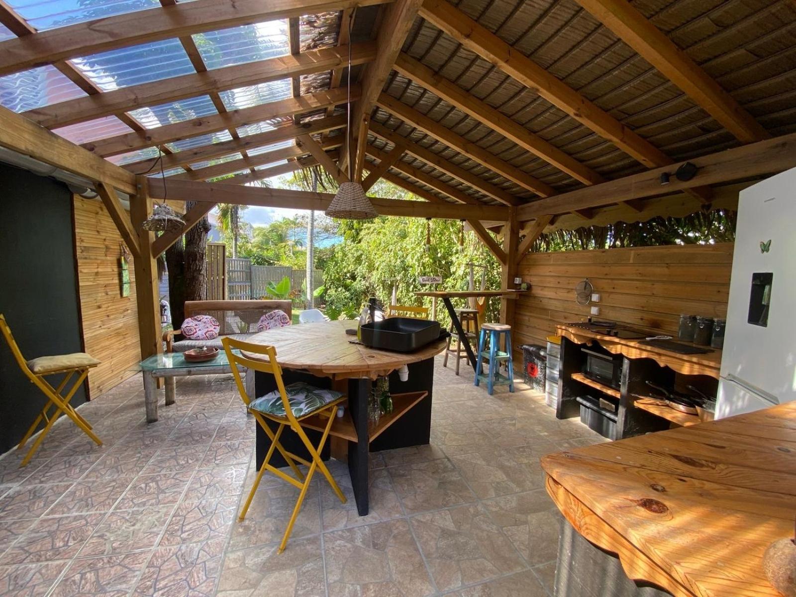 Ti Bwa Carbet Cosy Semi-exterieur Avec Toit Terrasse Casa de férias Sainte-Anne (Grande-Terre)