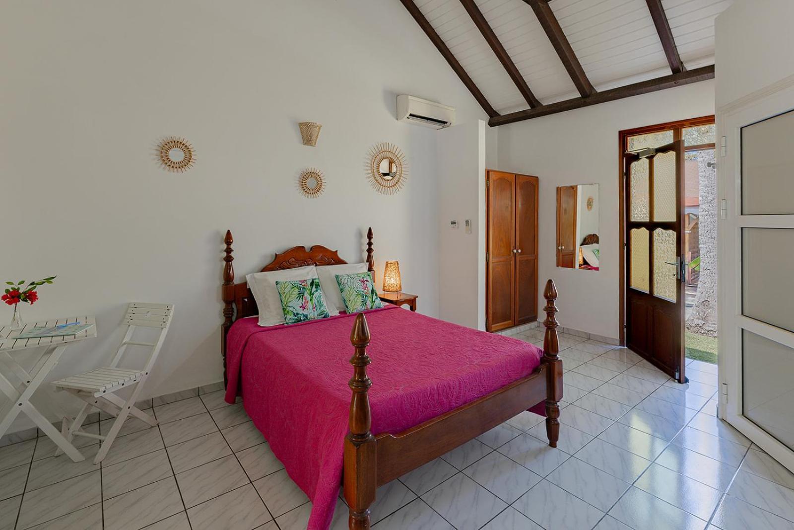 Village Honore Lodge *
