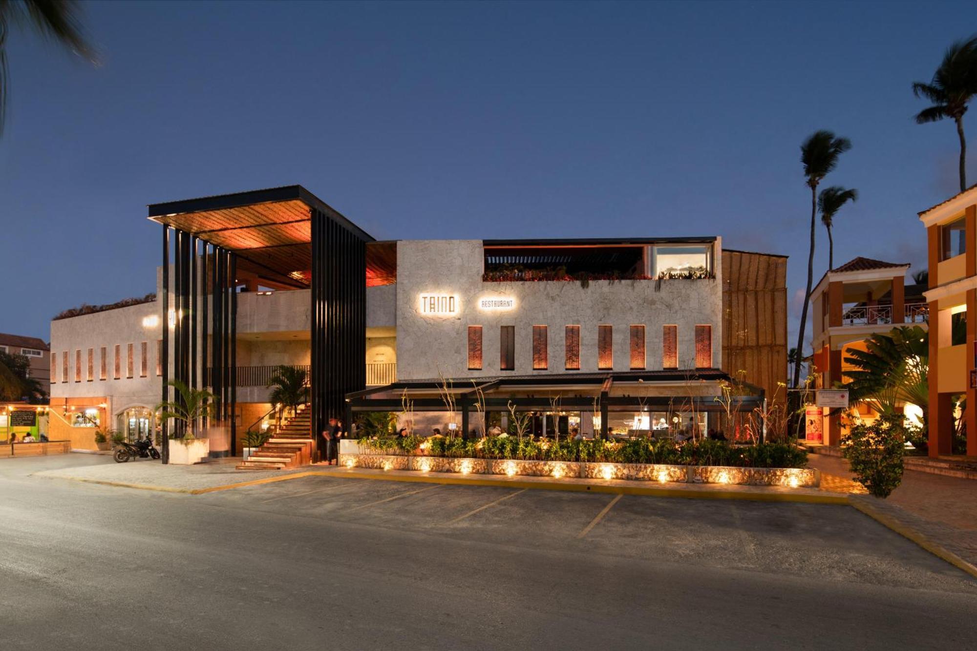 Tropicana Deluxe Playa Corales - Wifi, Beach, Pool 5* Punta Cana