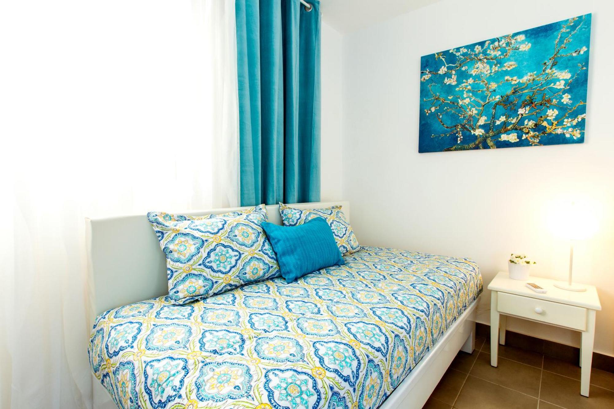 Tropicana Deluxe Playa Corales - Wifi, Beach, Pool Hotel