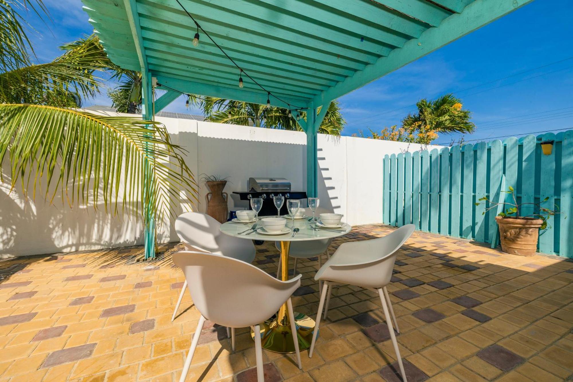 Pousada New Indulge In Island Bliss At 6br Casa Soluna By Bocobay