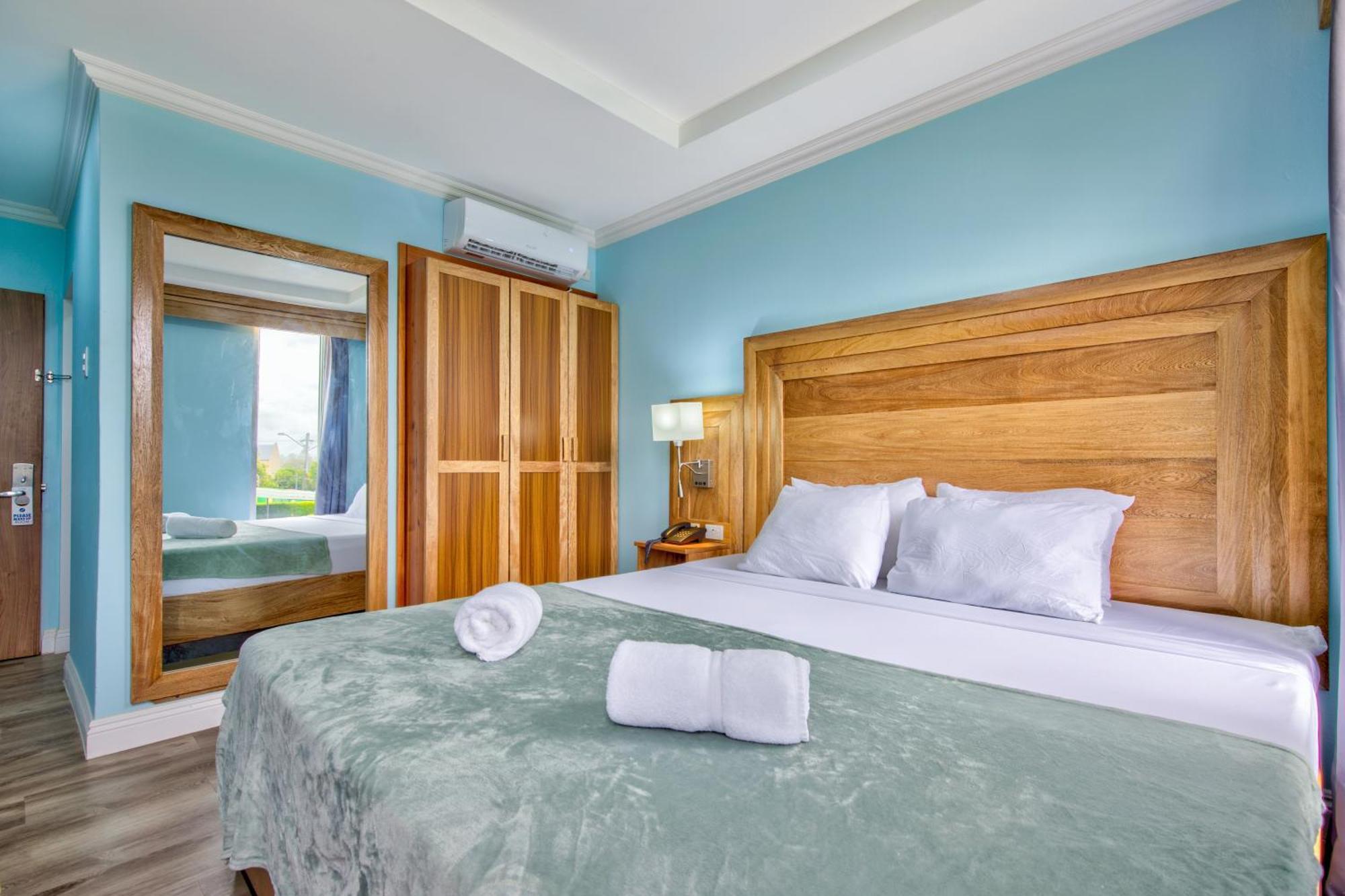 Airport Hotel Piarco