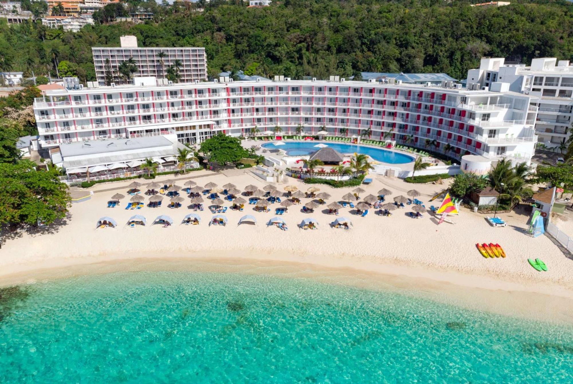Grand Decameron Cornwall Beach, A Trademark All-Inclusive Resort 4* Montego Bay