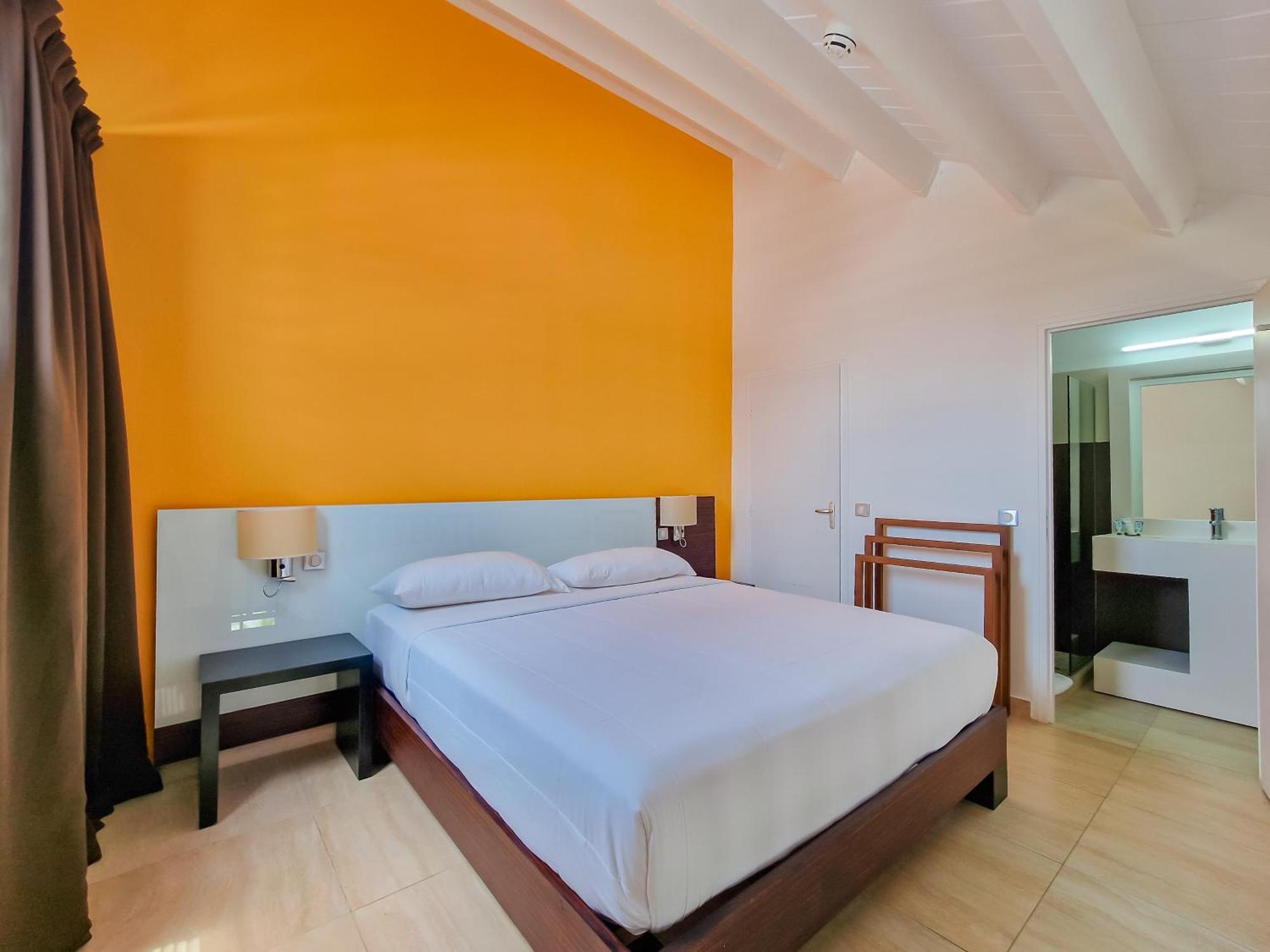 Hommage & Residences 4*