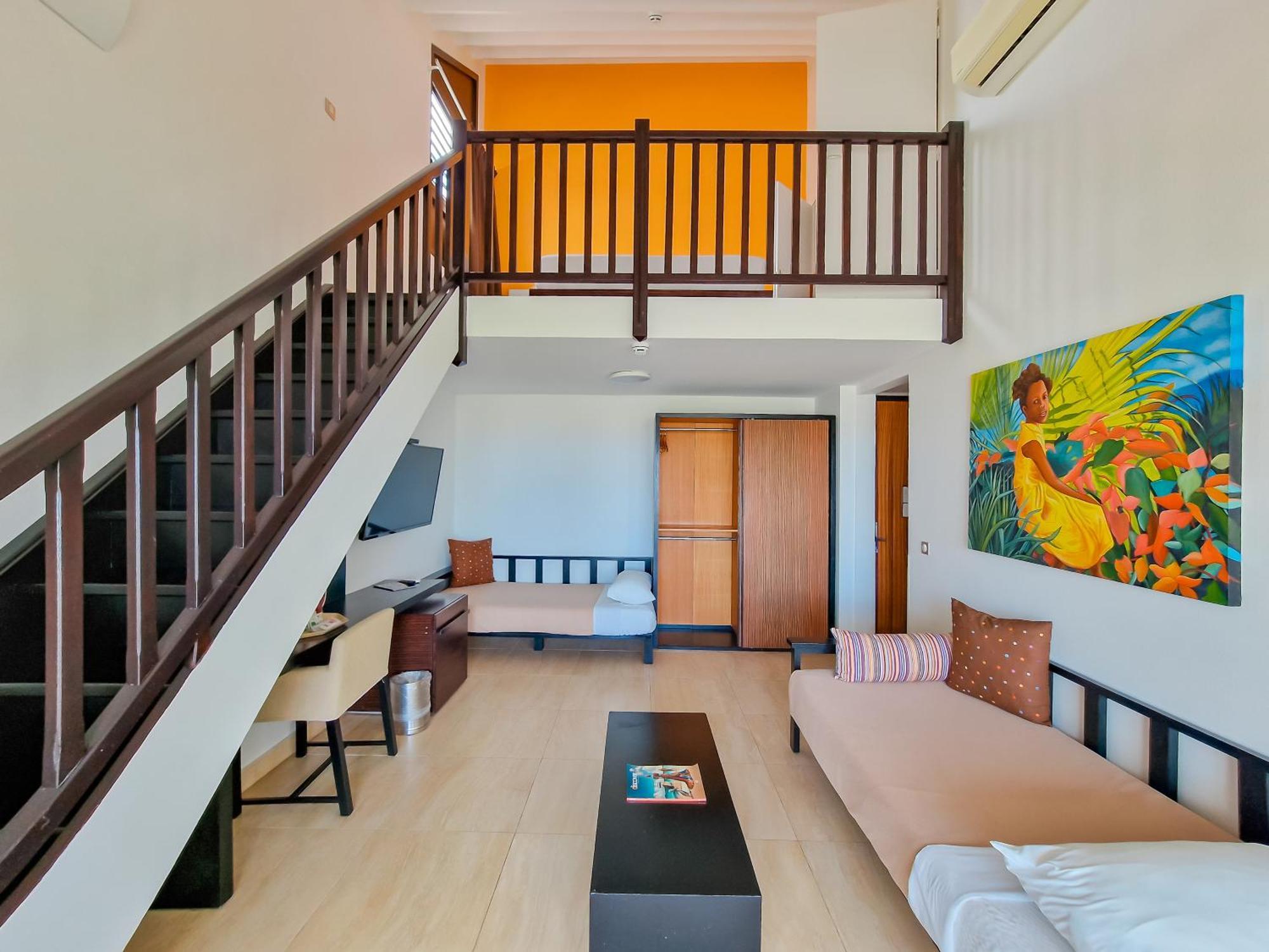 Hommage & Residences Hotel