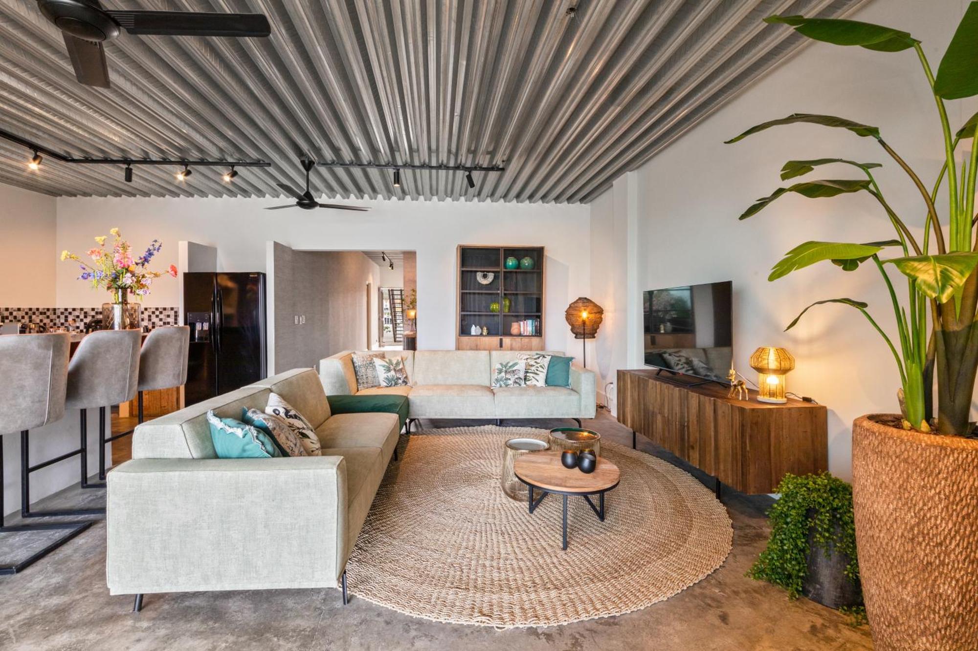 Pm78 Boutique * Willemstad