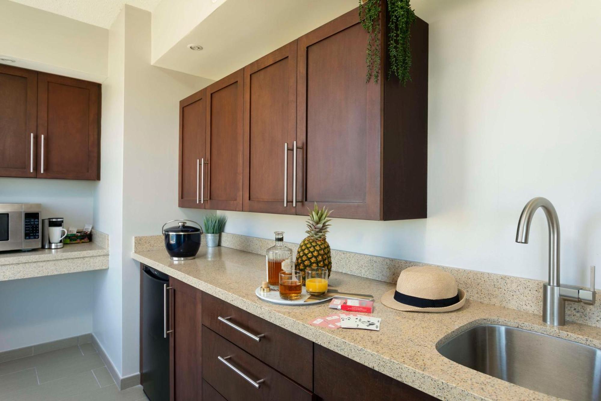 Hyatt Place Hotel 3*