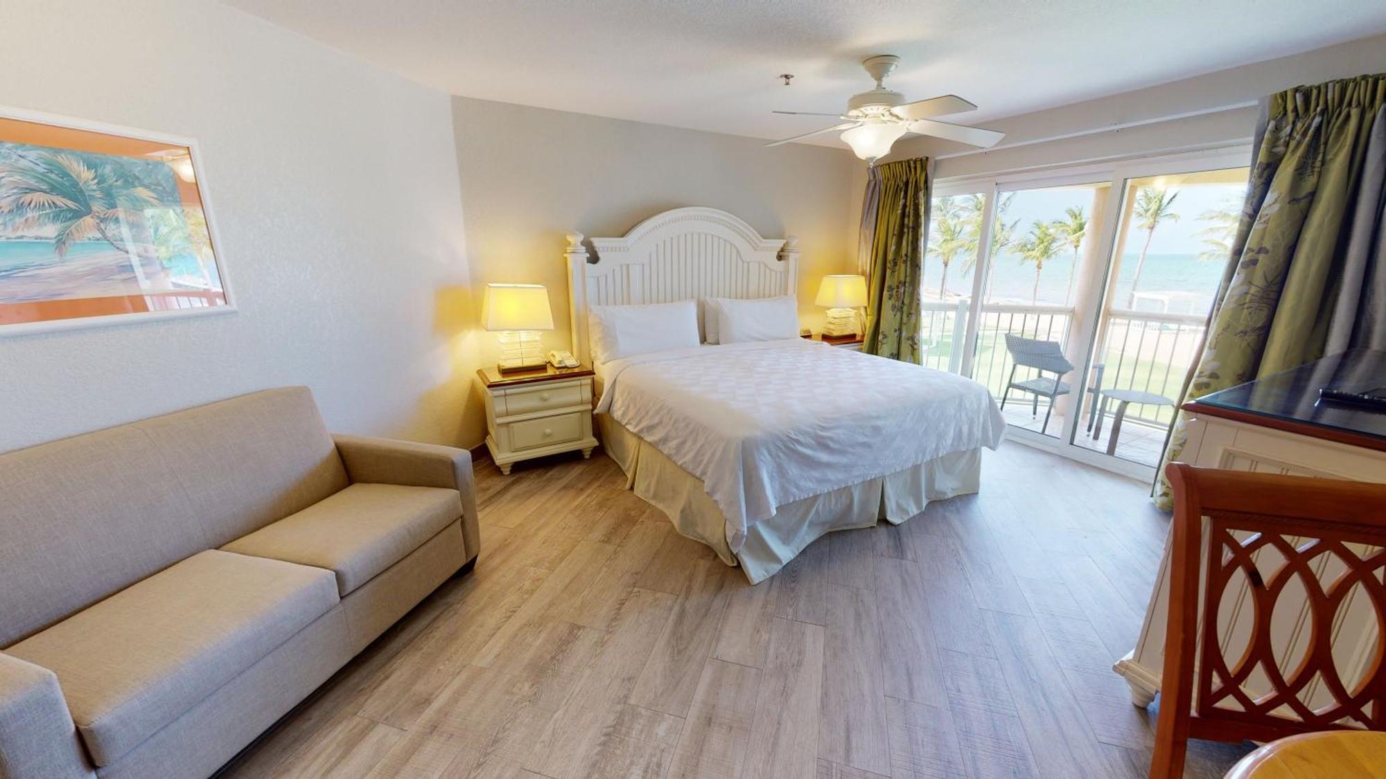 The Grand Caymanian Aparthotel 3*