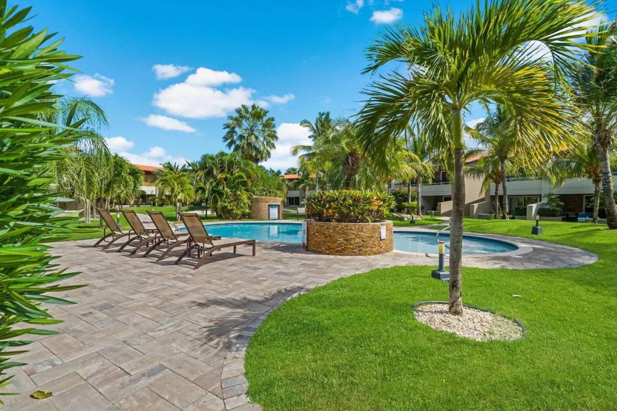 Eagle Luxury House, Walking Distance To The Casa de férias Palm Beach