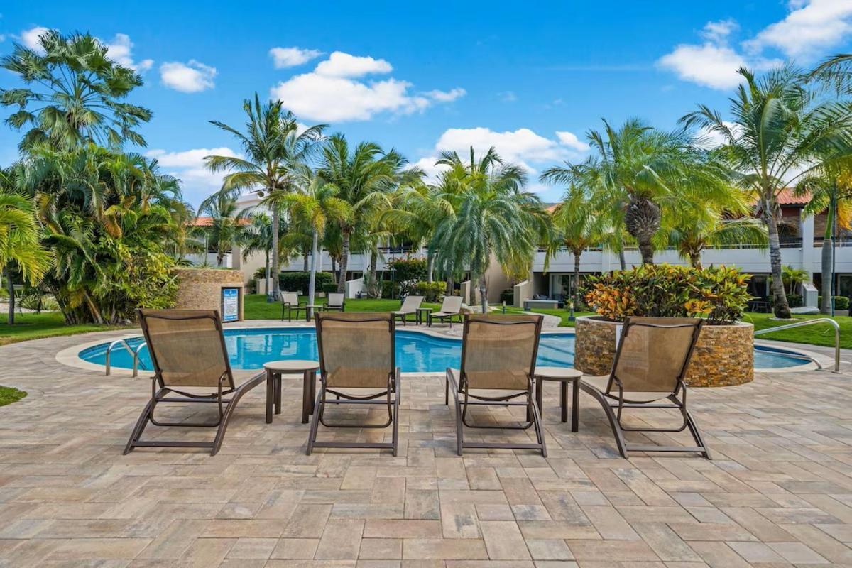 Eagle Luxury House, Walking Distance To The Casa de férias Palm Beach