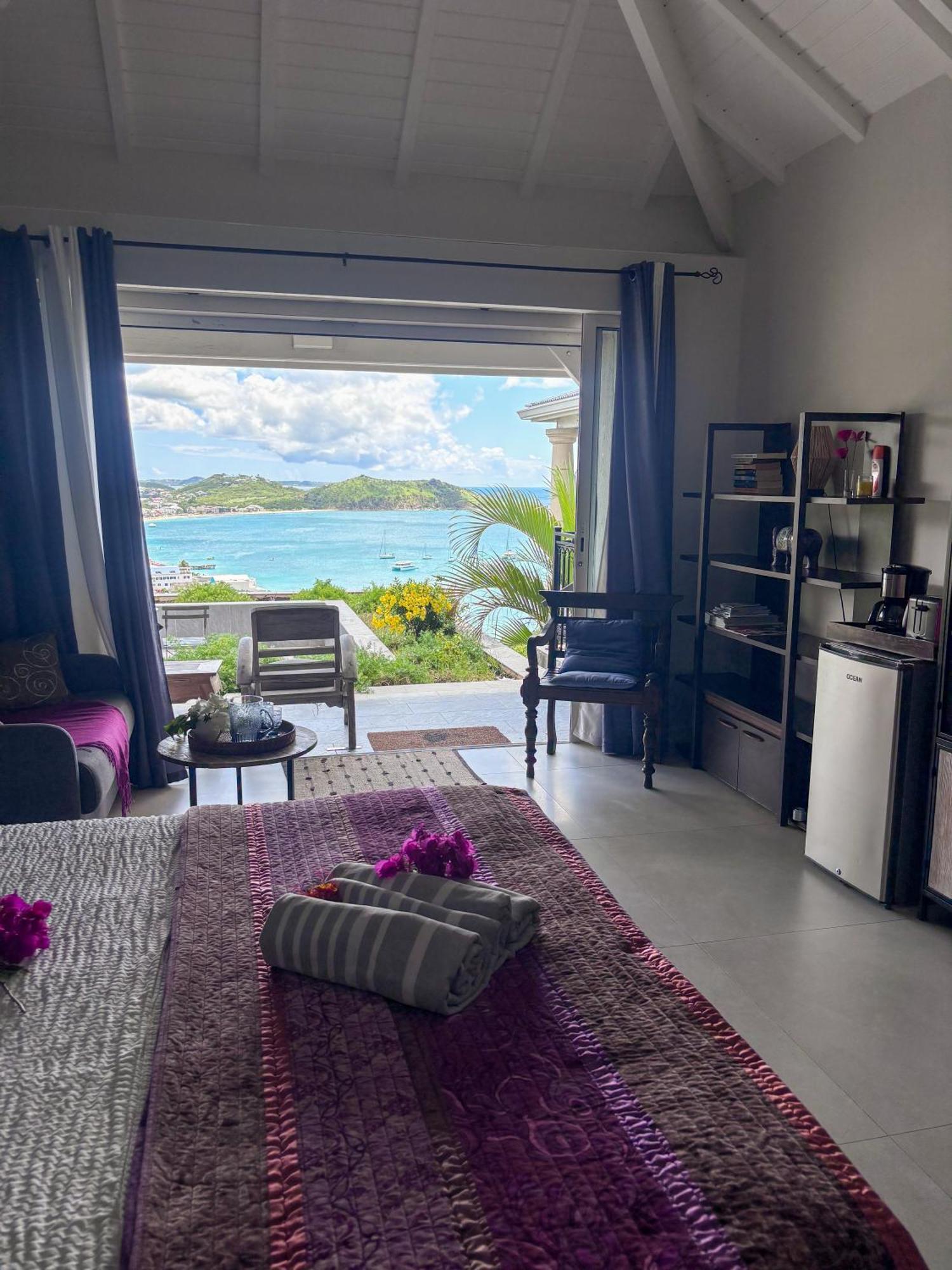 Casa de hóspedes Carribbean Hill - Stunning View And Infinity Pool *