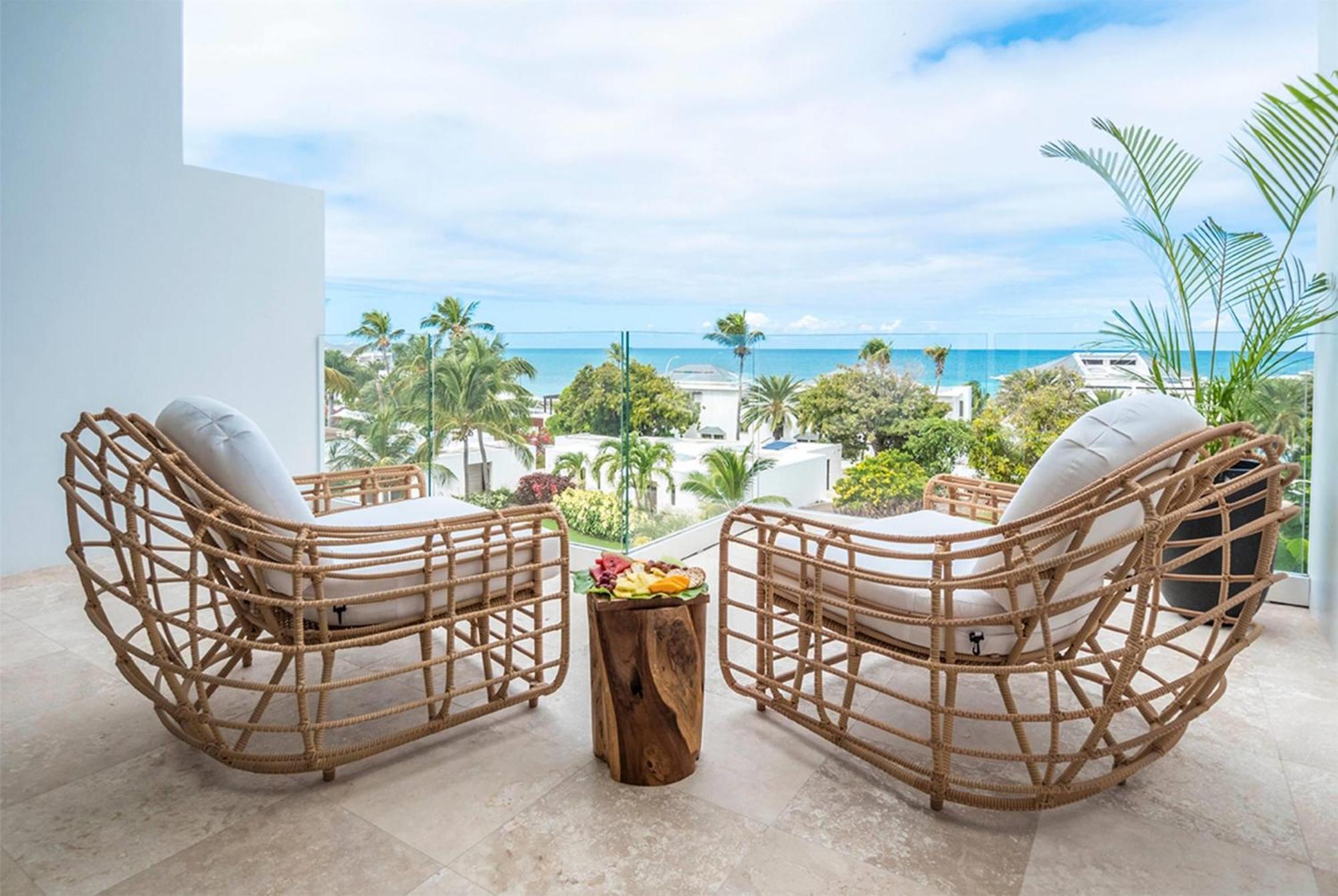 Hodges Bay & Spa, An Hq Luxury & Residences St. John's