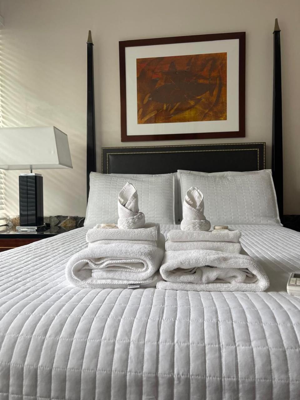 Stonetrail Hotel *