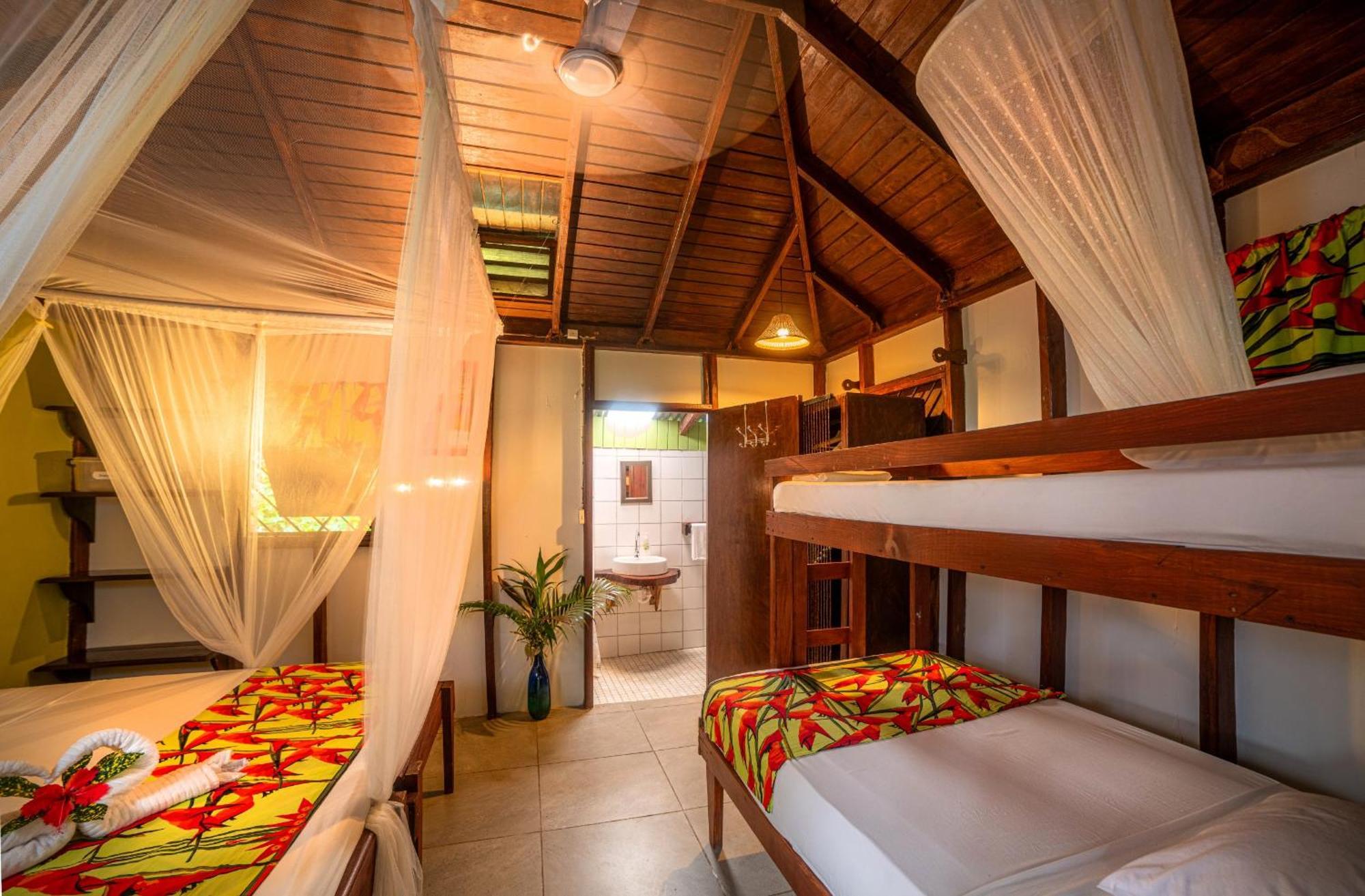 Inn Hibiscus Valley Marigot