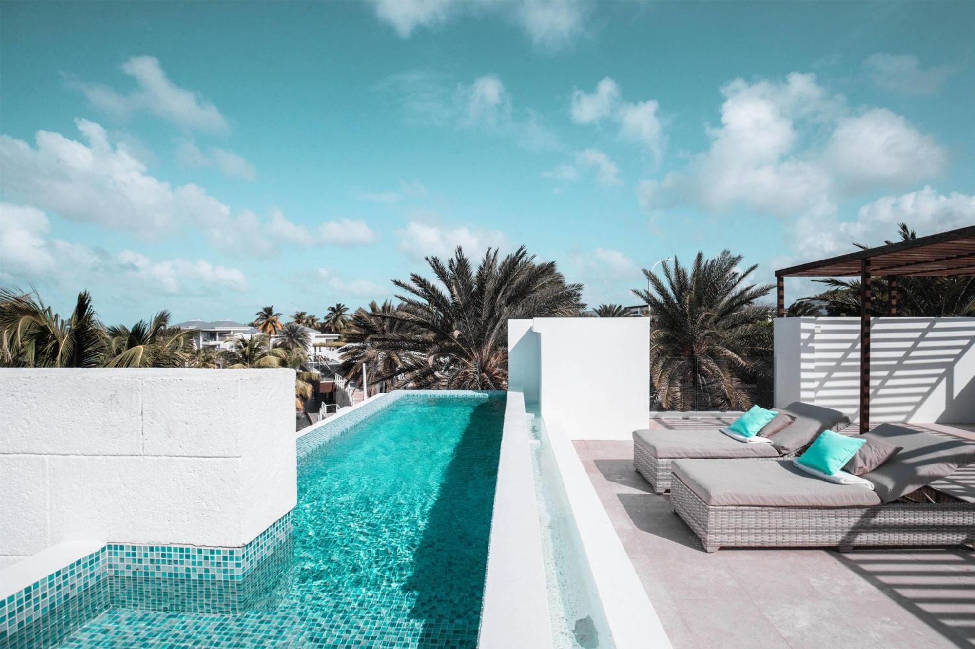 Resort Hodges Bay & Spa, An Hq Luxury & Residences