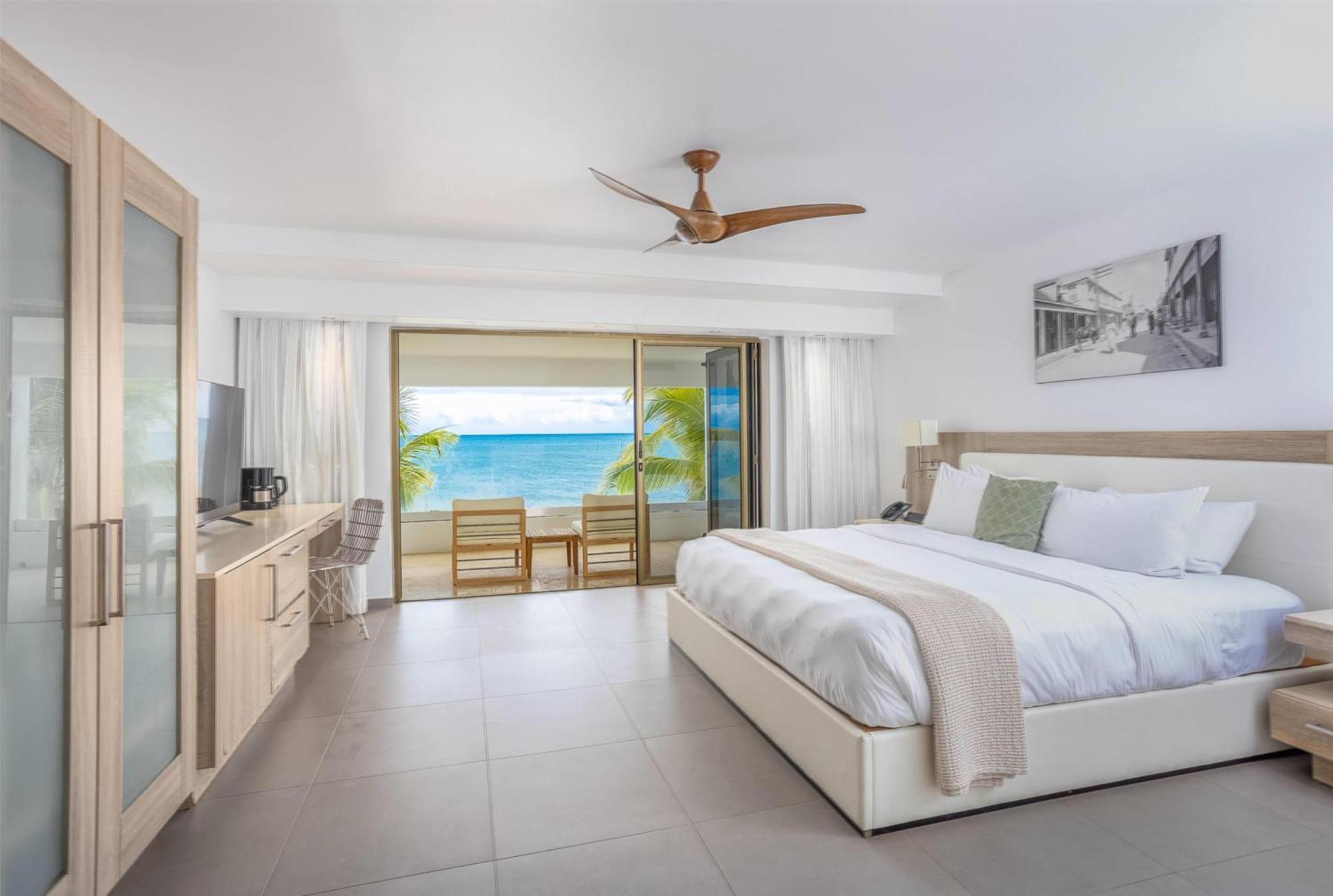 Hodges Bay & Spa, An Hq Luxury & Residences 4* St. John's