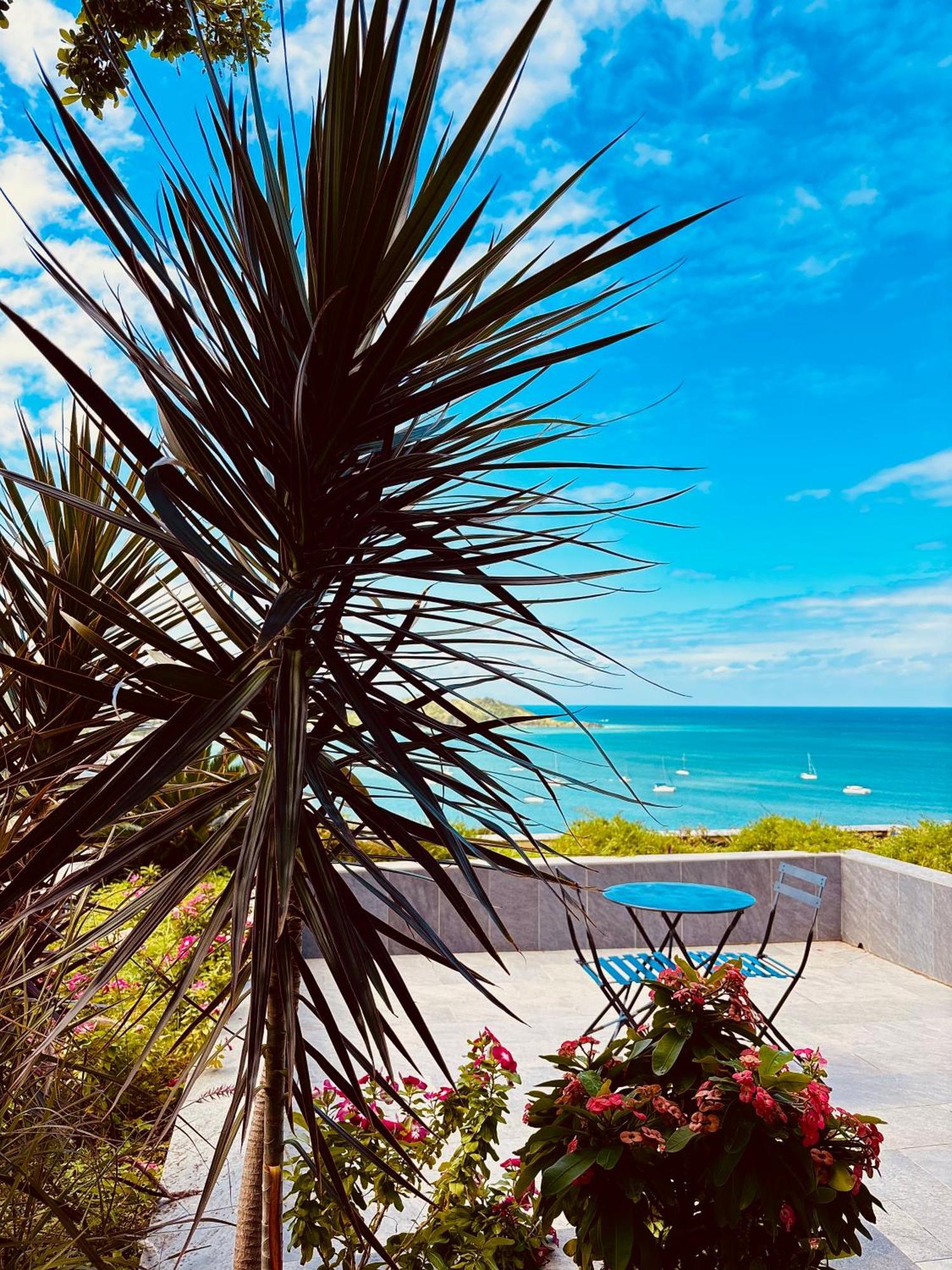 Carribbean Hill - Stunning View And Infinity Pool Casa de hóspedes