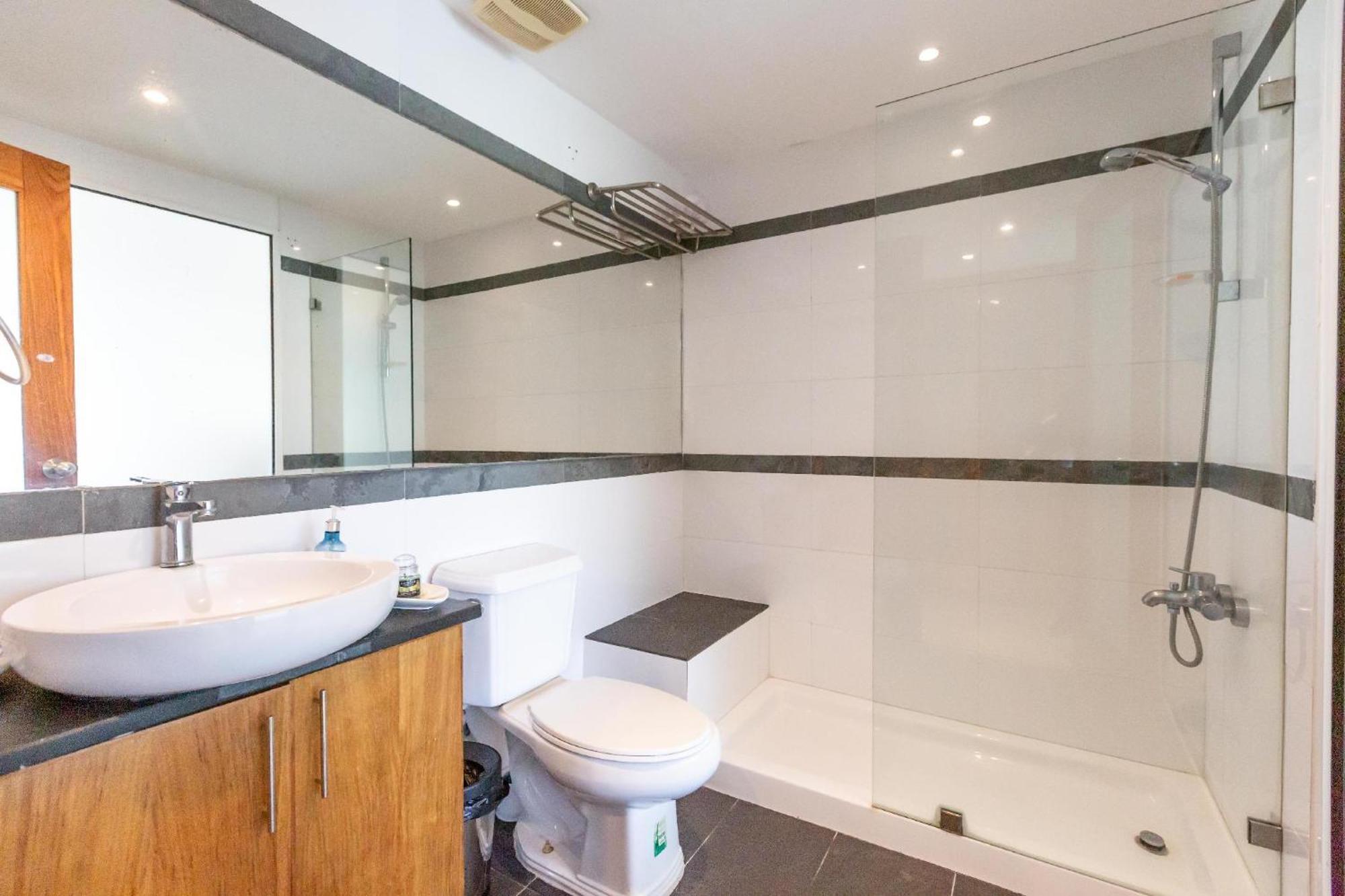 Beachfront King Bed Privacyjacuzzifullkitchen