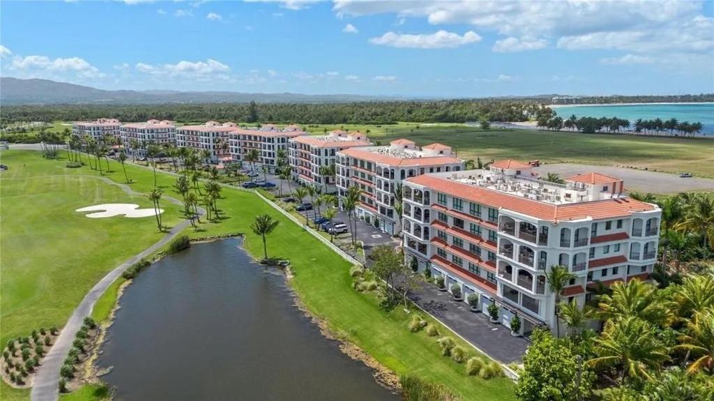 The Country Club Residences At Grand Reserve Apartment *
