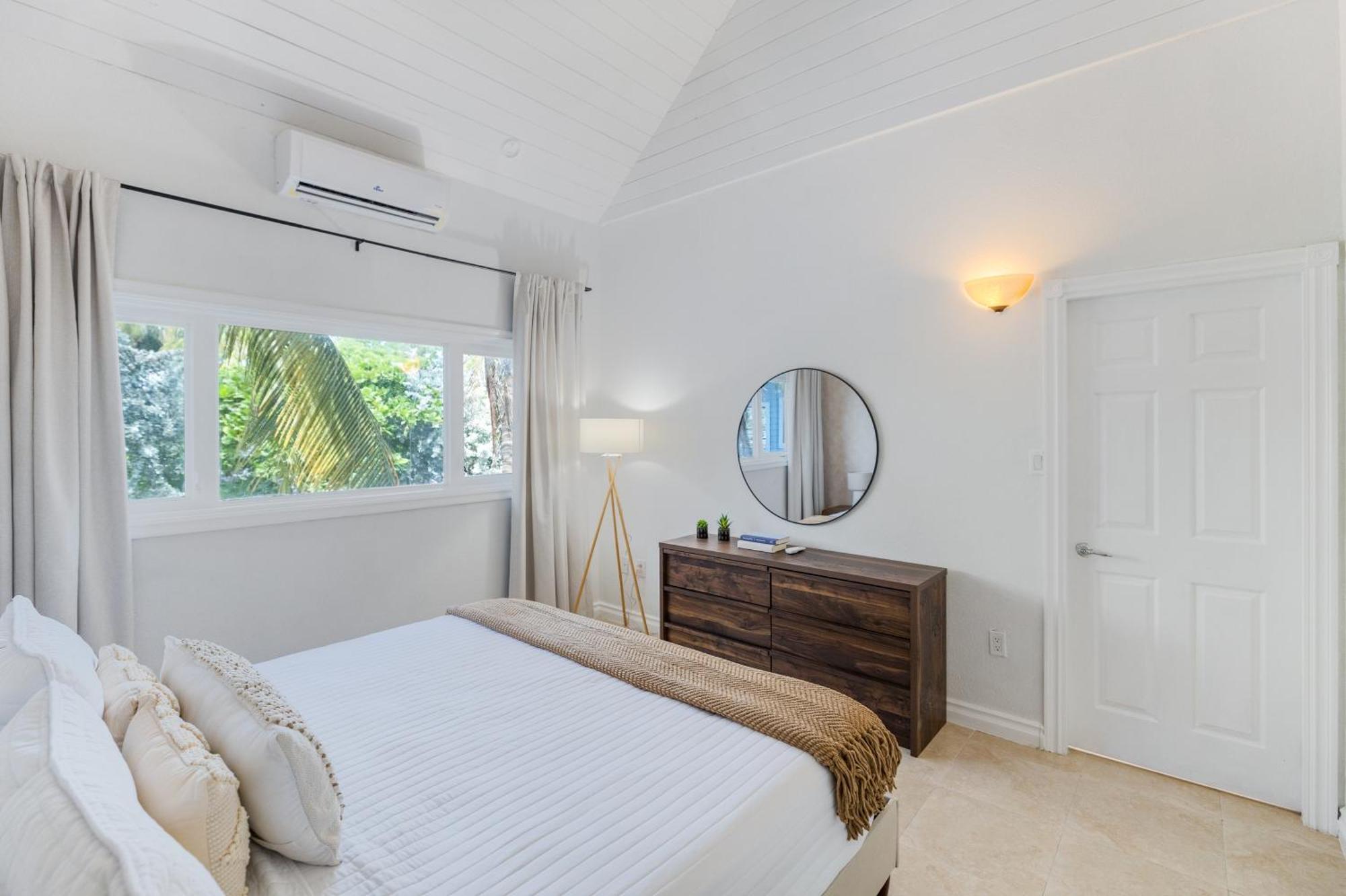 Cobalt Coast Hotel 3*