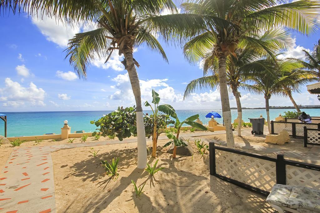 Mary's Boon & Hotel Simpson Bay