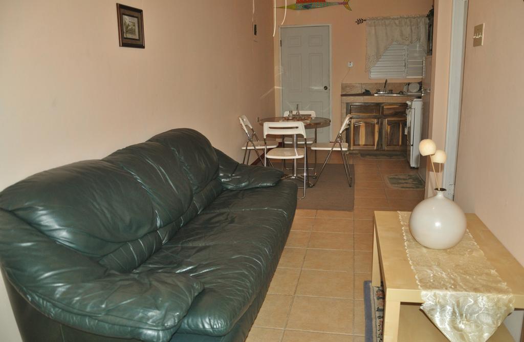 Mom's Village Bed & Breakfast