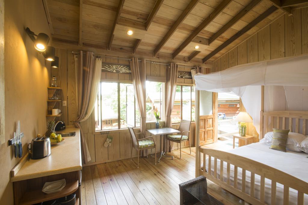 Apartment Retreats *