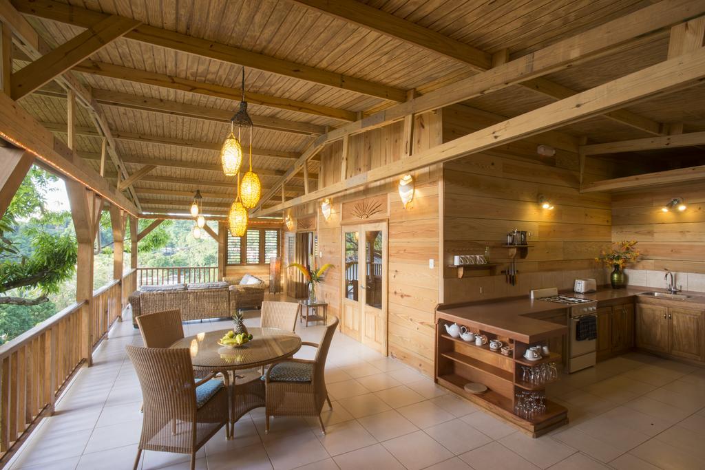 Retreats Apartment *