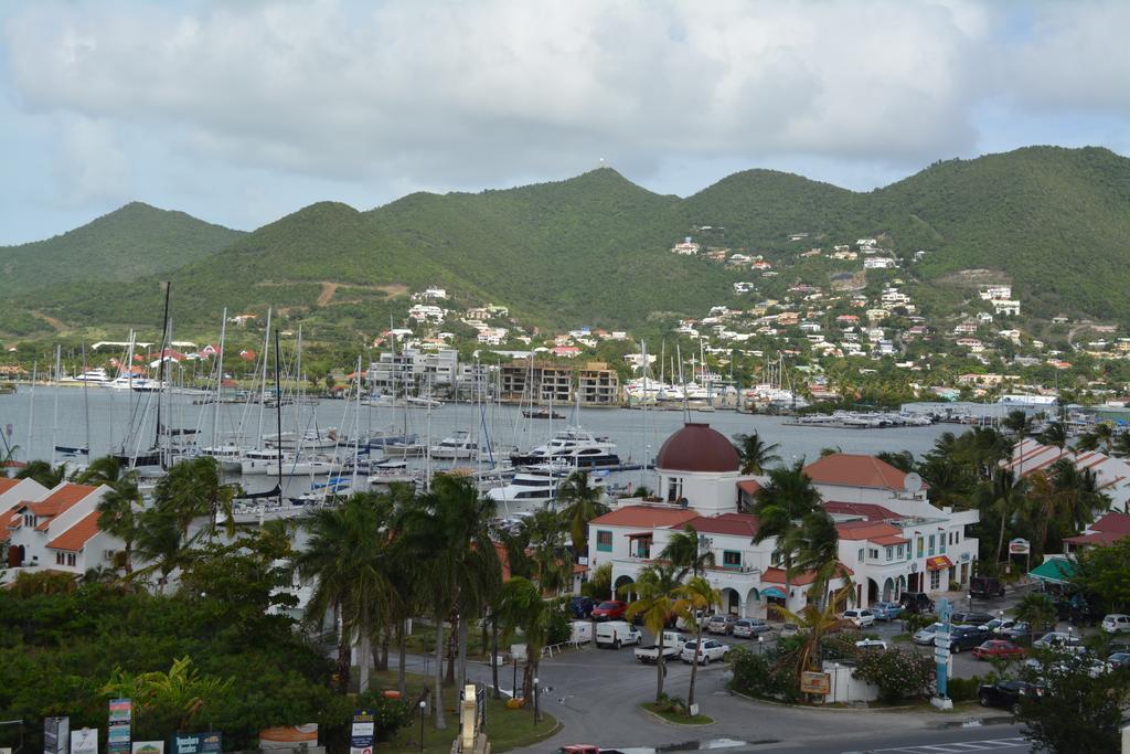 Simpson Bay Suites Hotel 3*