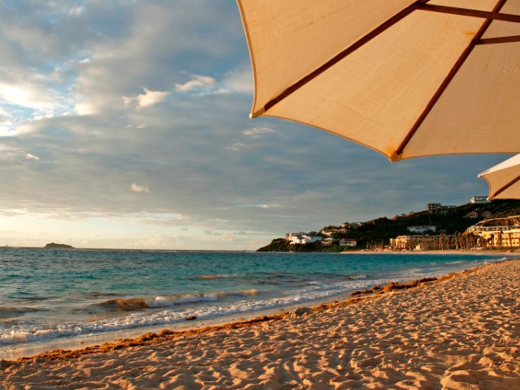 Coral Beach Club Villas & Marina Resort