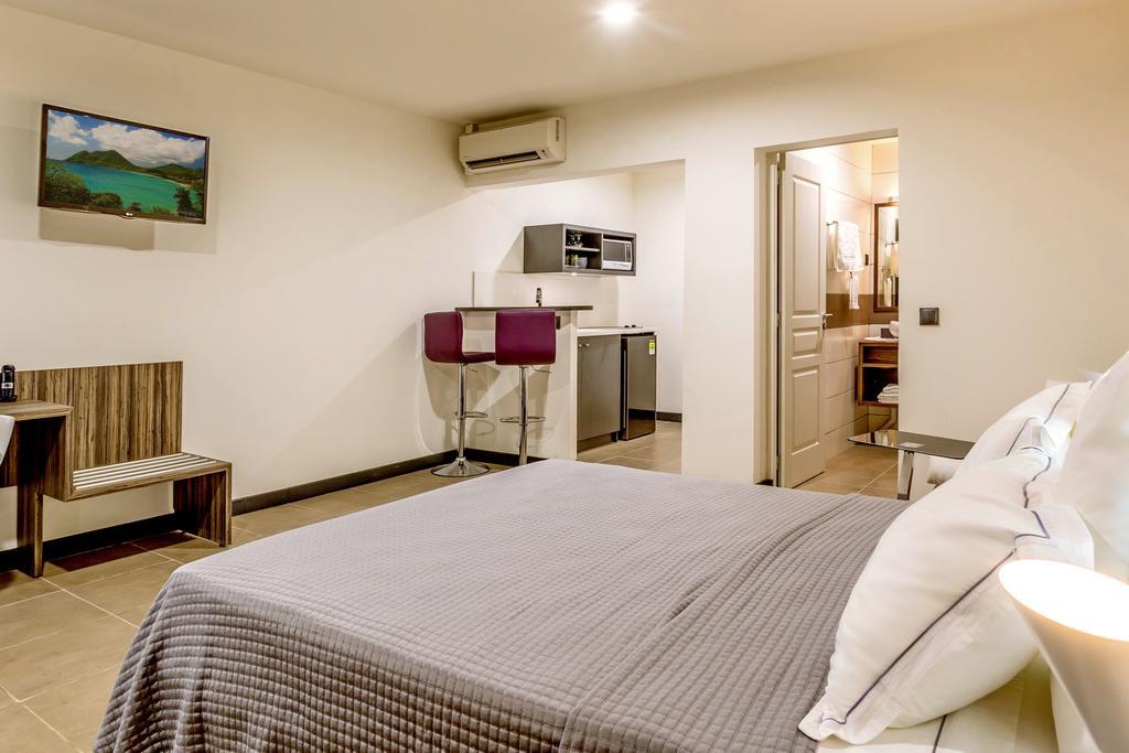 Hotel Savane