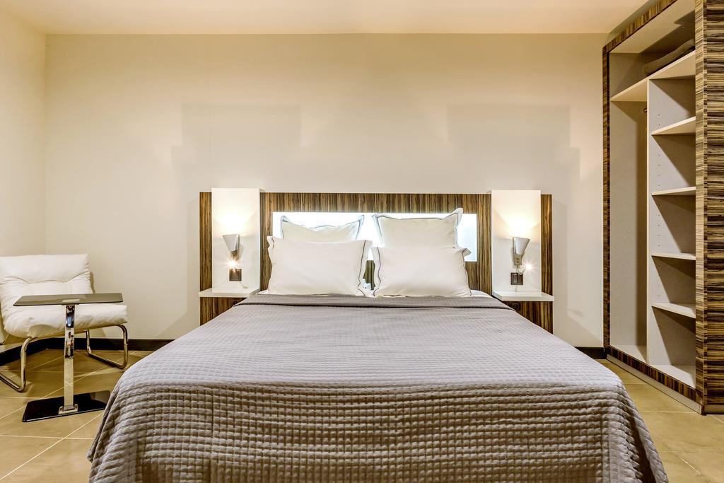 Hotel Savane 2*