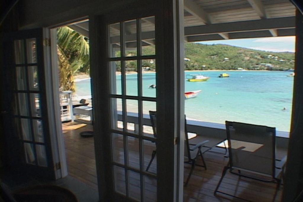 Hotel Bequia Beachfront Friendship